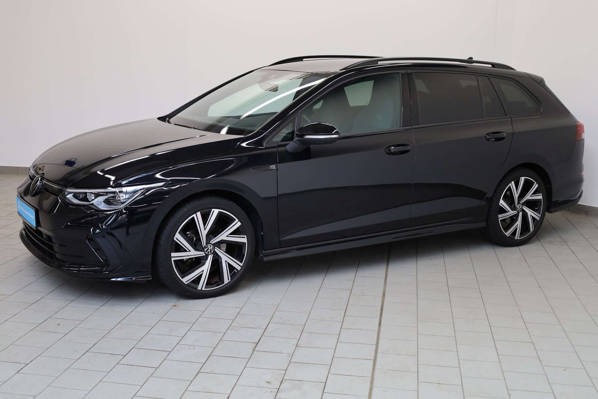 VOLKSWAGEN Golf Variant, photo 1 sur 16