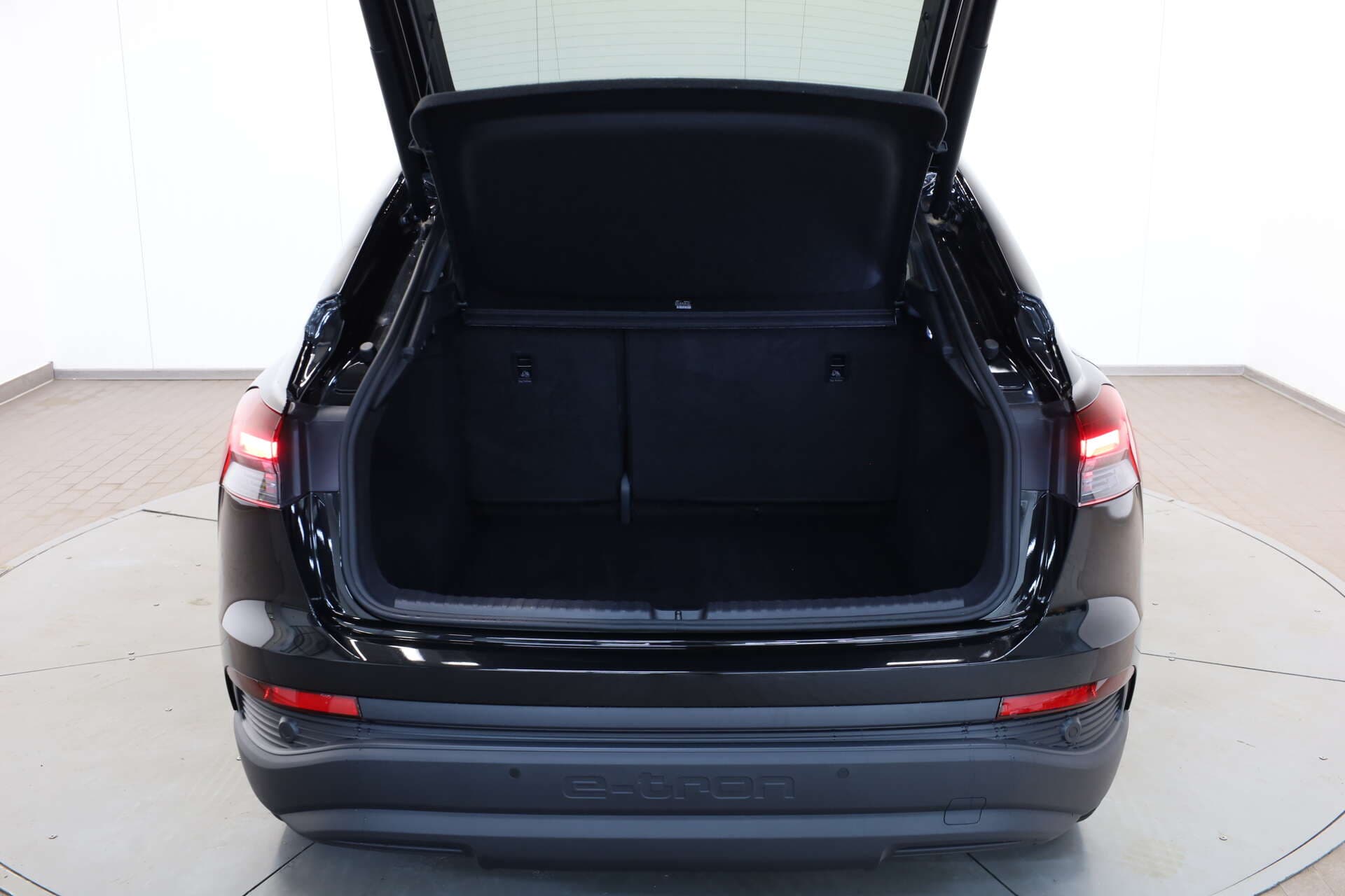 AUDI Q4 e-tron Sportback, photo 11 sur 17