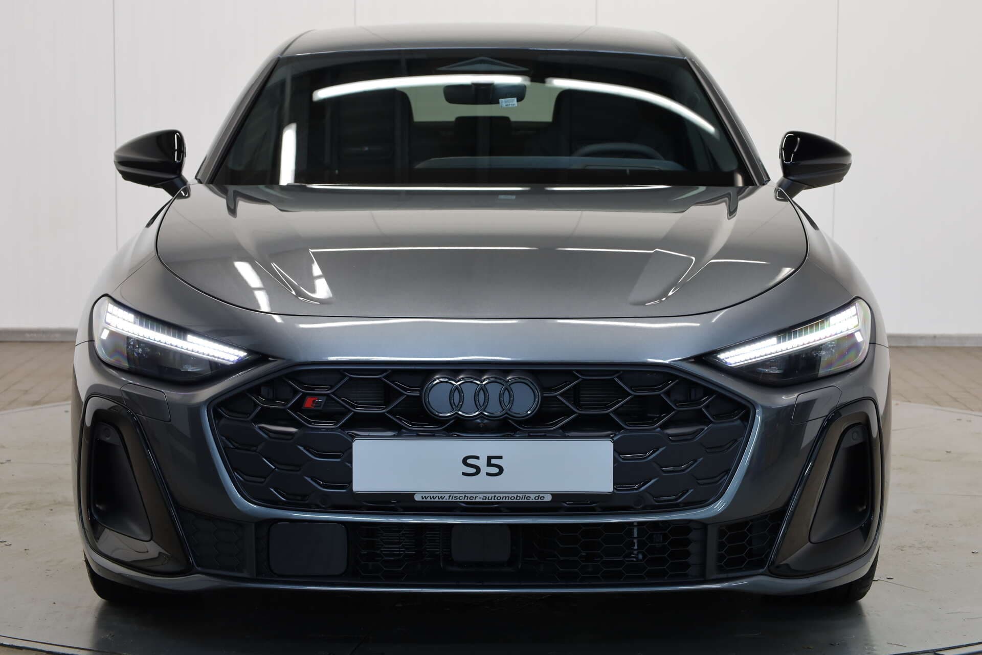 AUDI S5 Limousine, photo 2 sur 17
