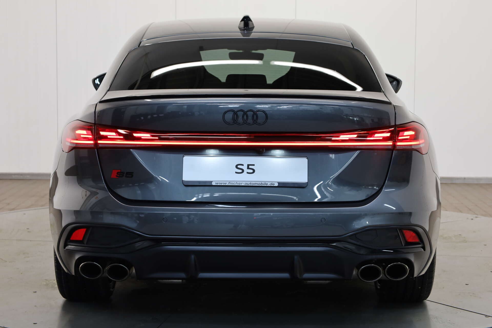 AUDI S5 Limousine, photo 5 sur 17
