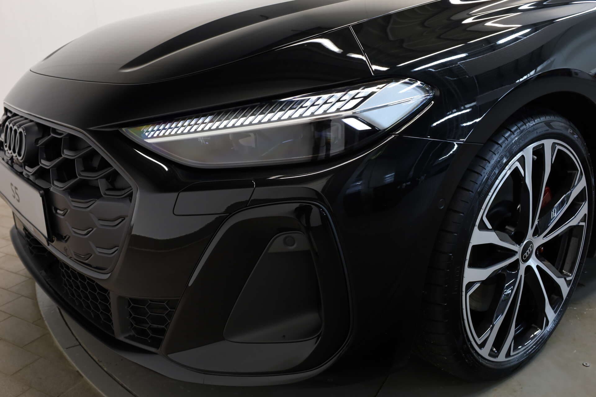 AUDI S5 Limousine, photo 6 sur 17