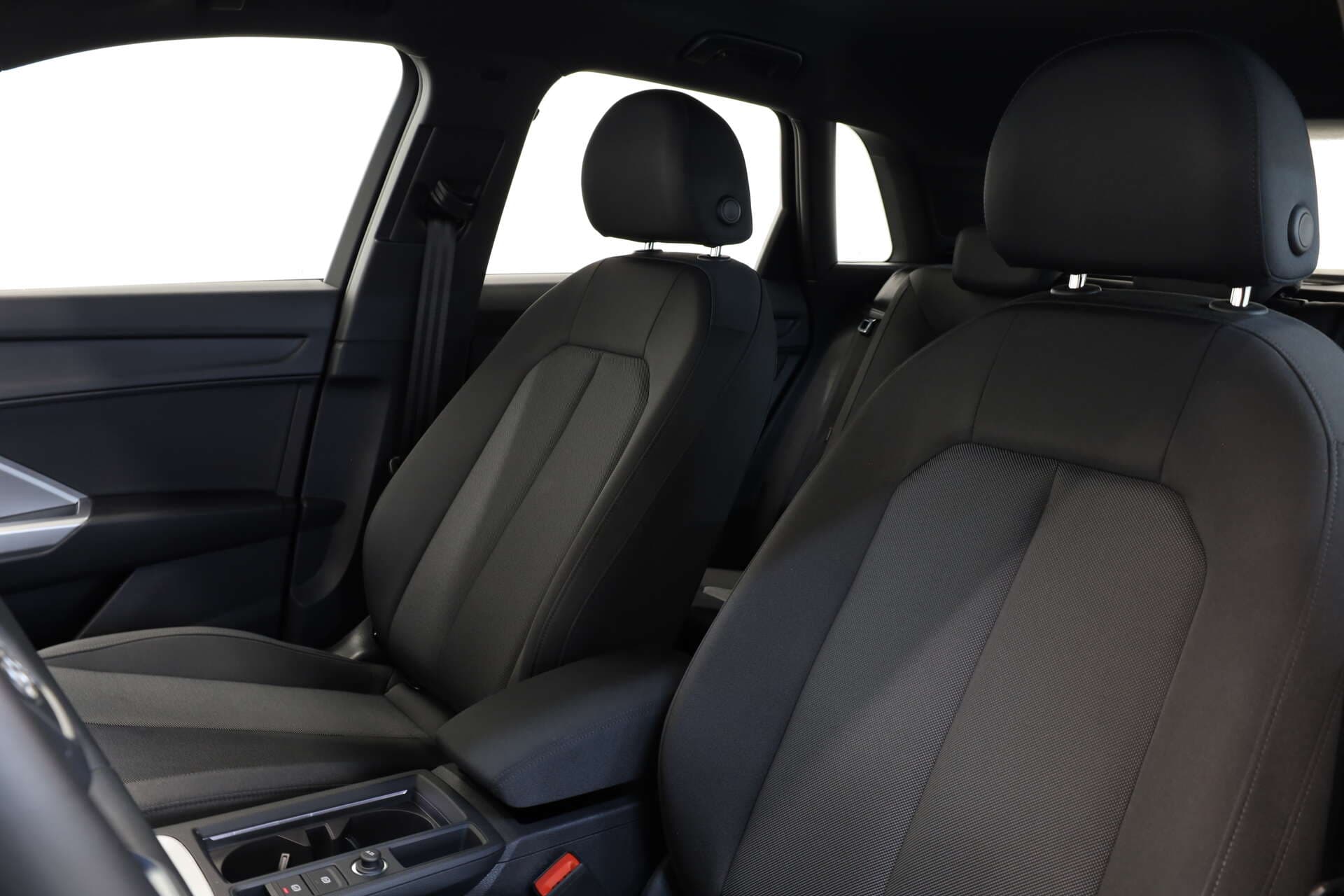 AUDI Q3, photo 9 sur 17