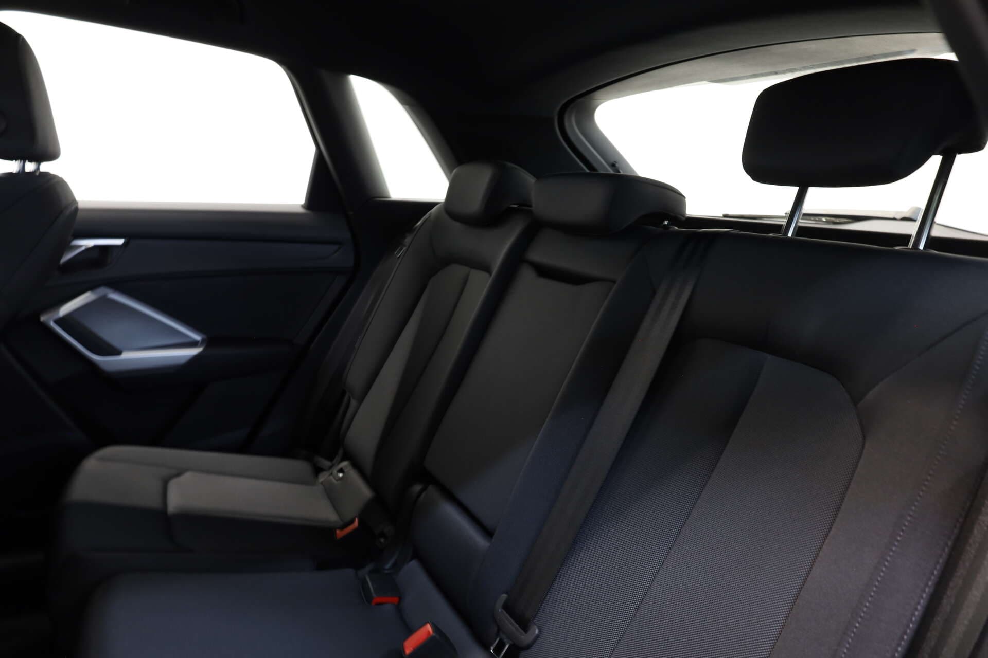AUDI Q3, photo 10 sur 17