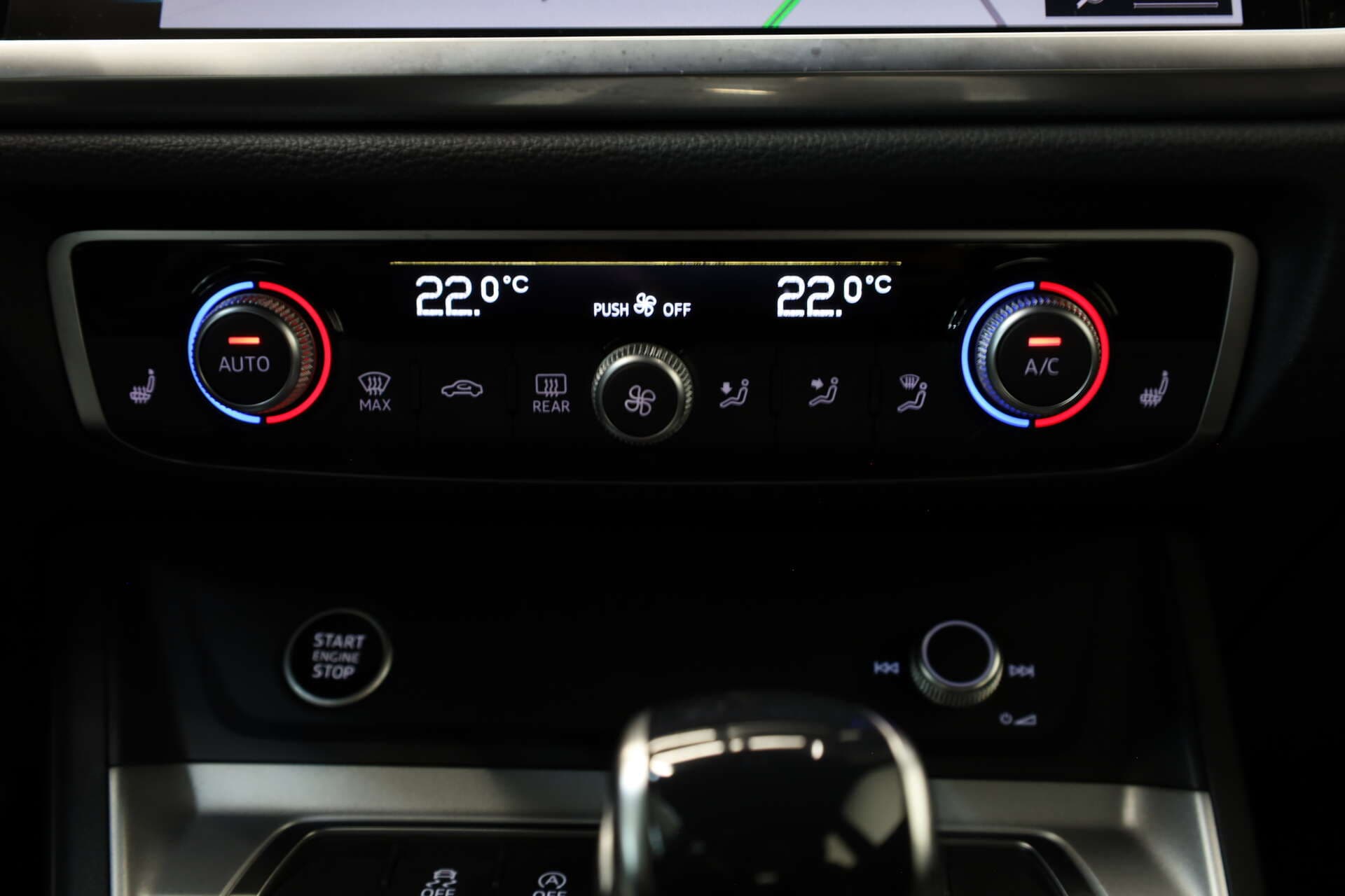 AUDI Q3, photo 16 sur 17