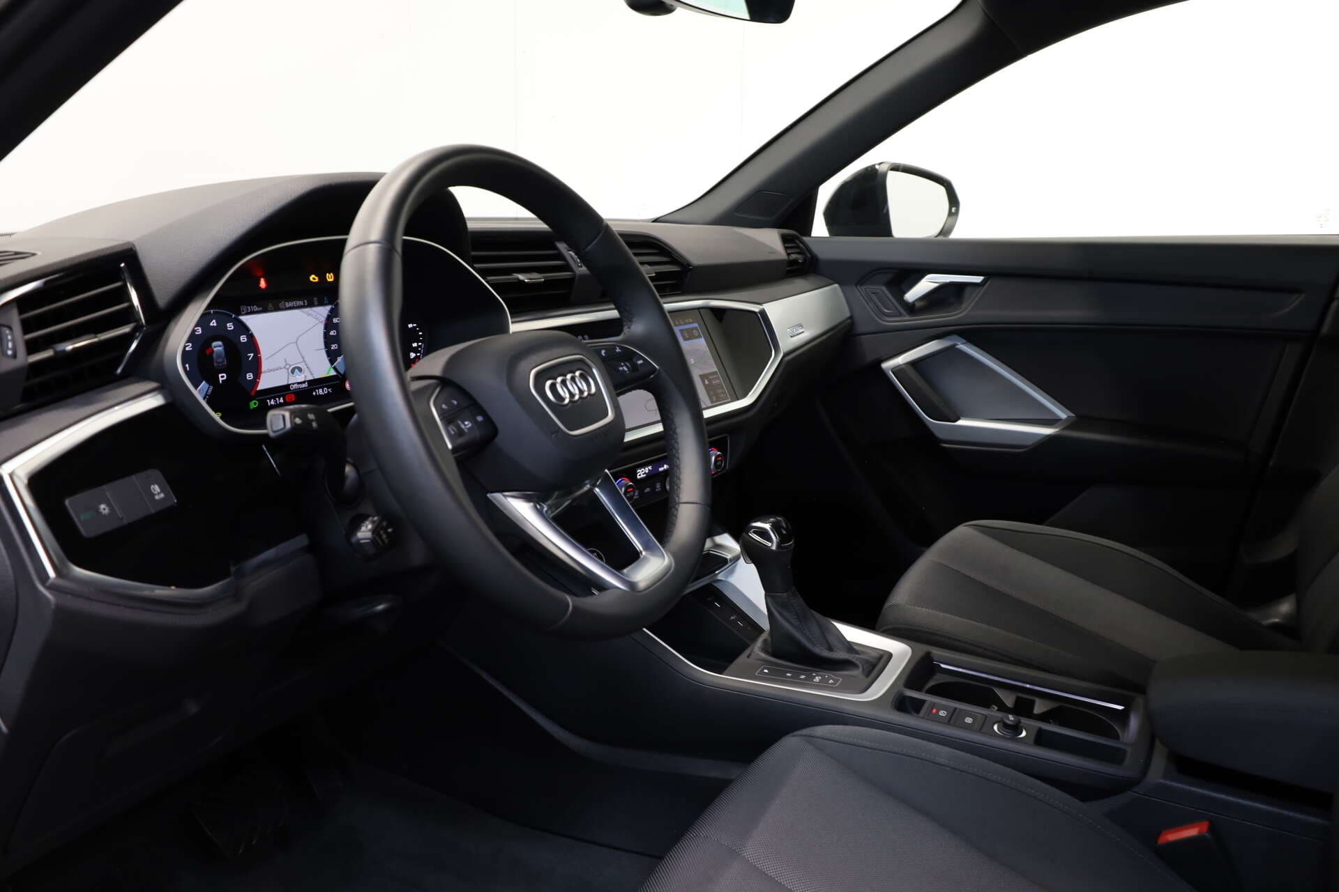 AUDI Q3, photo 17 sur 17