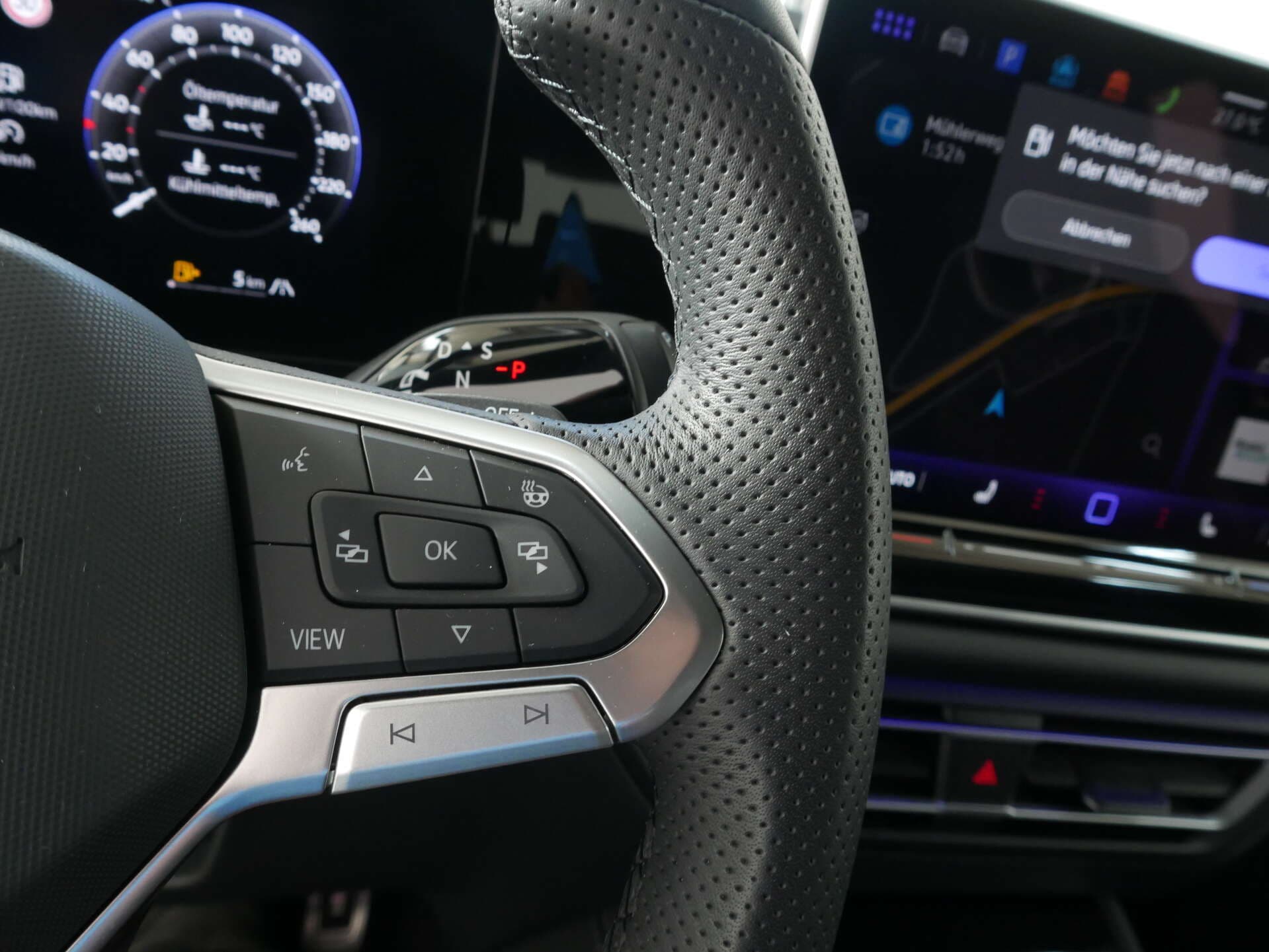 VOLKSWAGEN Tiguan, photo 10 sur 17