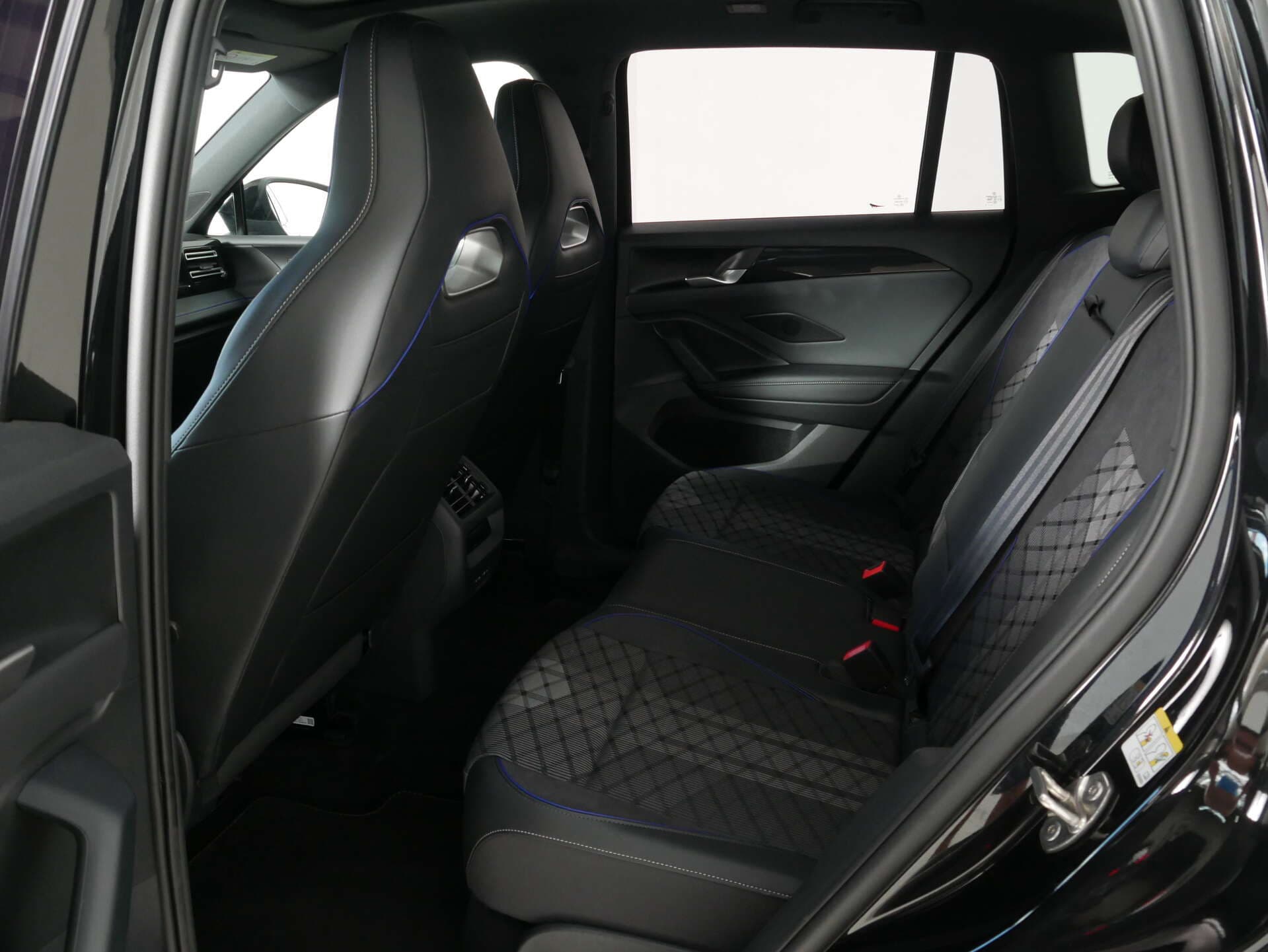 VOLKSWAGEN Tiguan, photo 11 sur 17