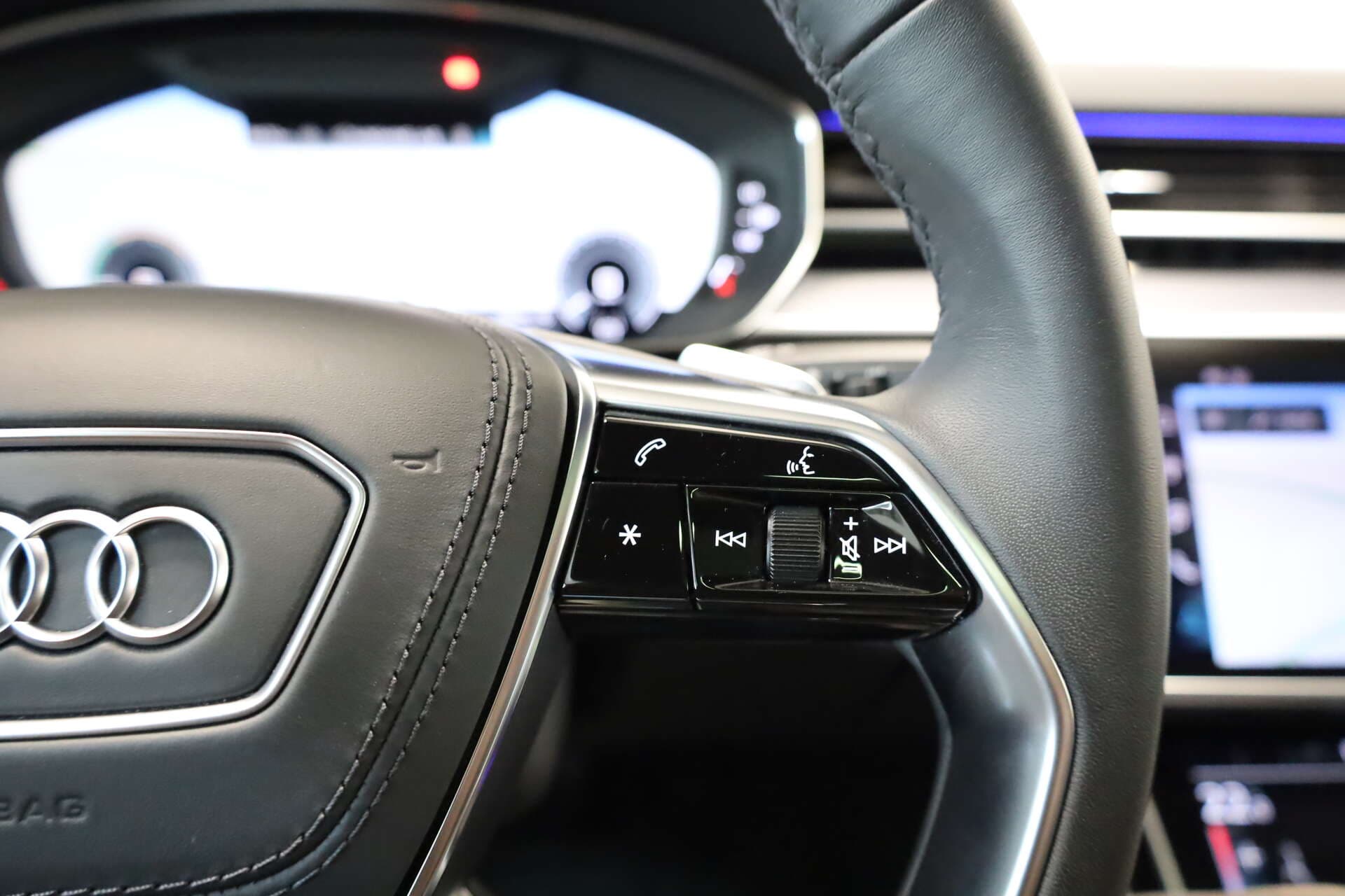 AUDI A8, photo 15 sur 17