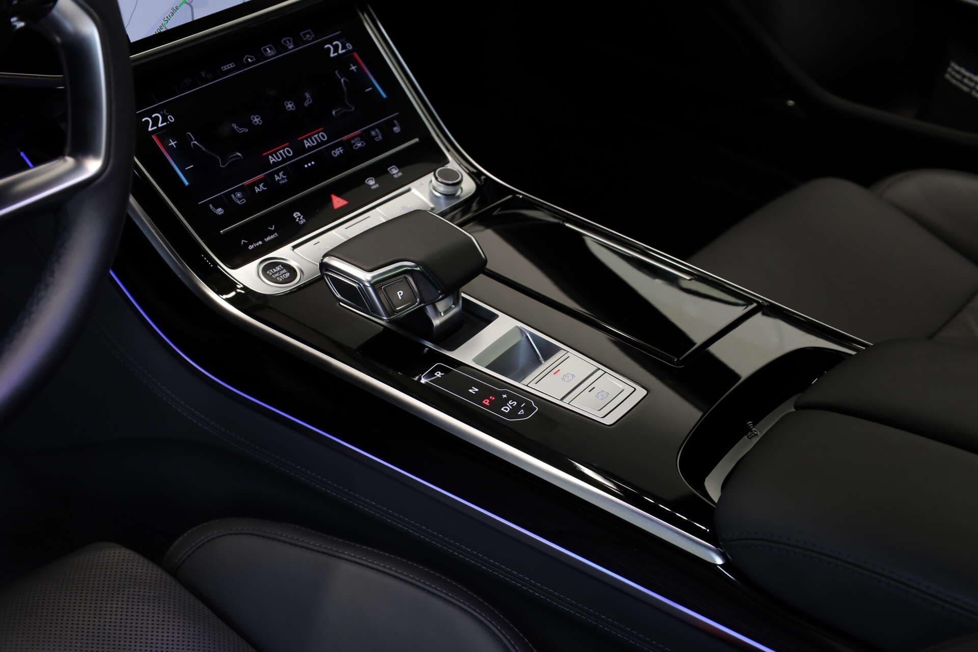 AUDI A8, photo 17 sur 17