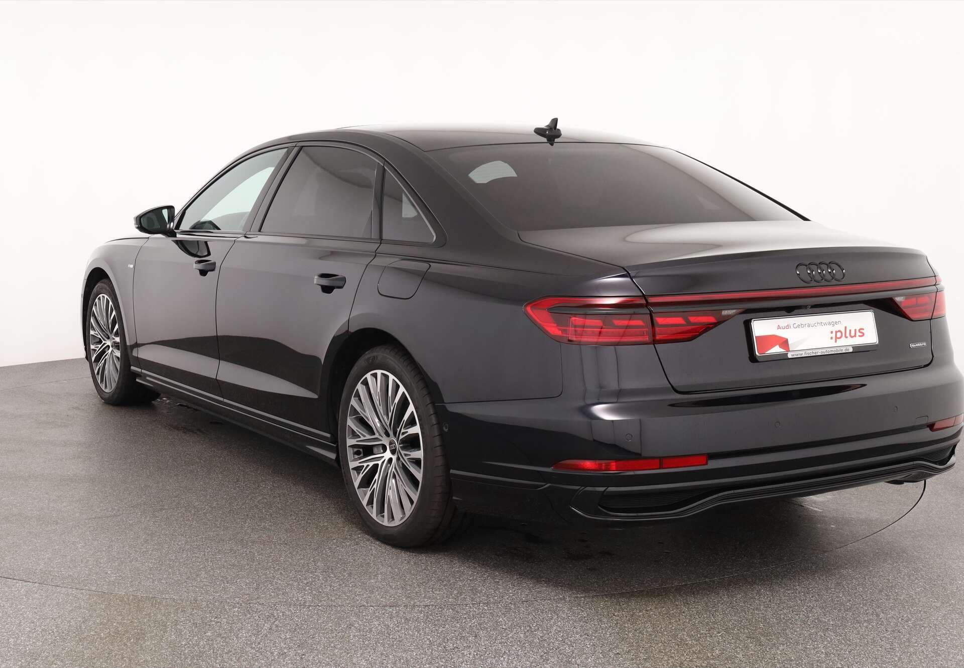 AUDI A8 L, photo 3 sur 17