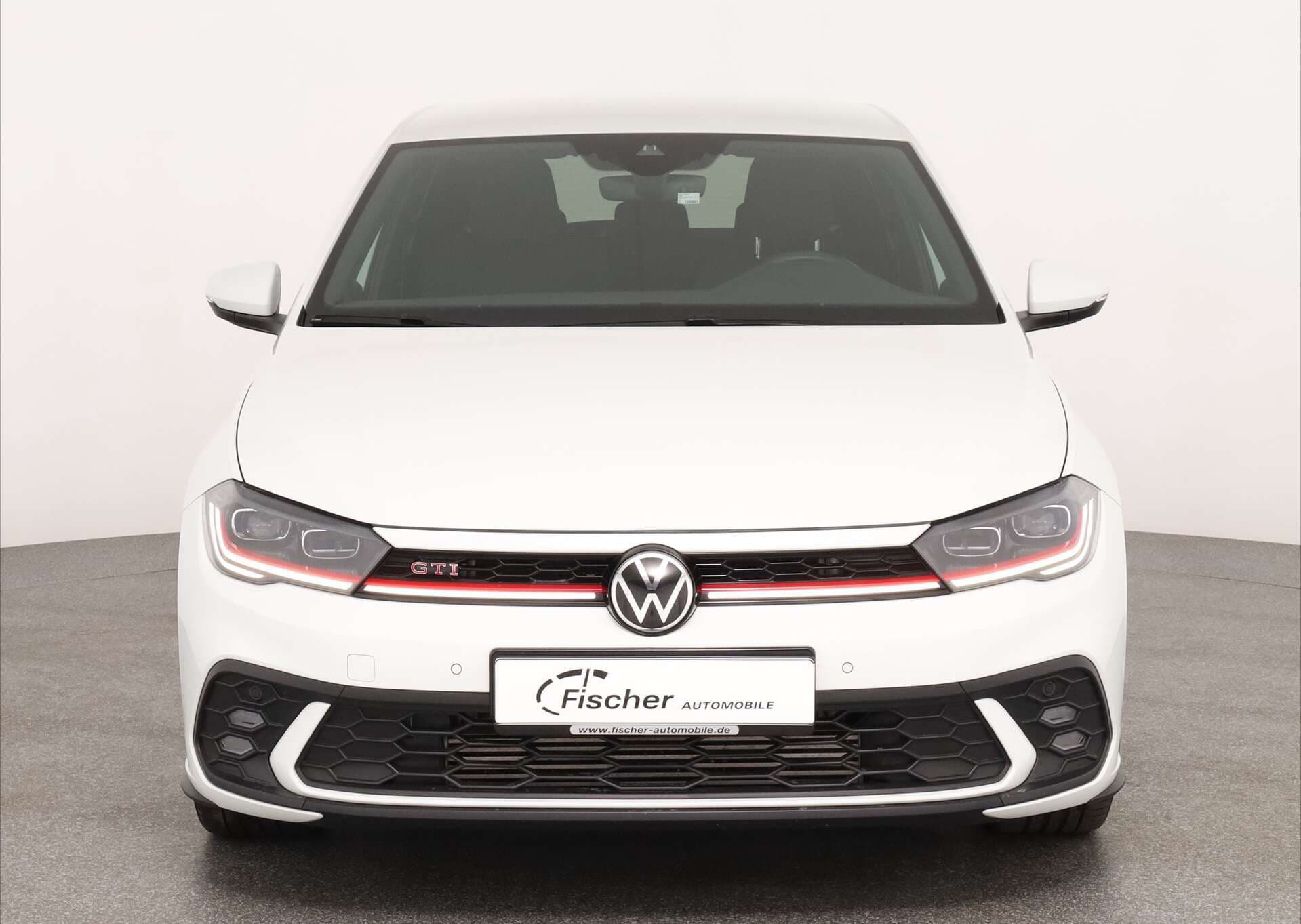 VOLKSWAGEN Polo, photo 2 sur 17