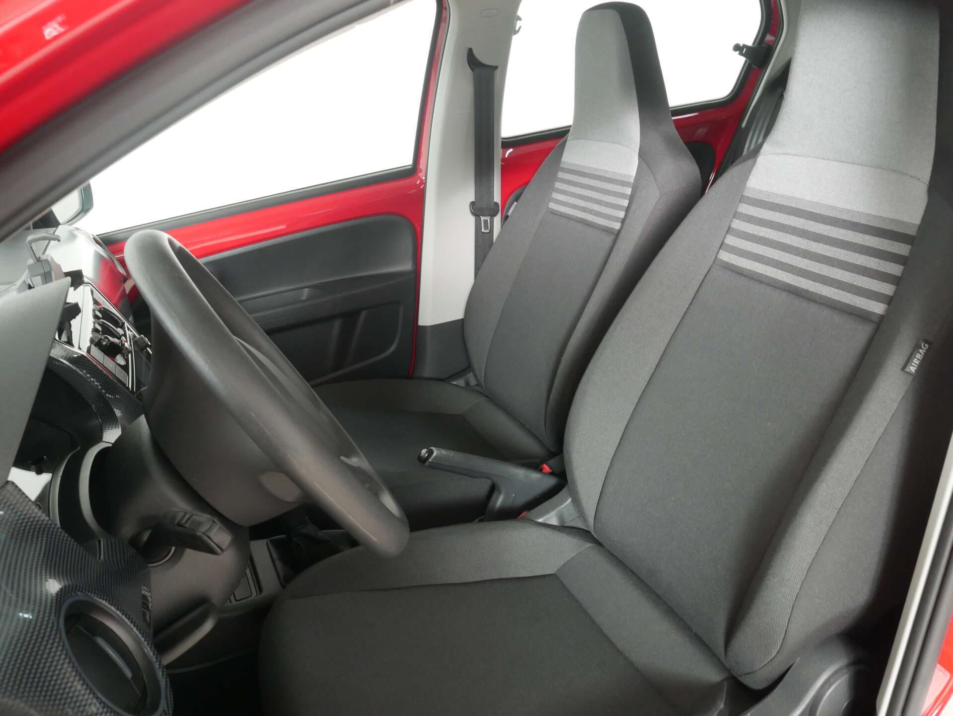 VOLKSWAGEN Up, photo 9 sur 17