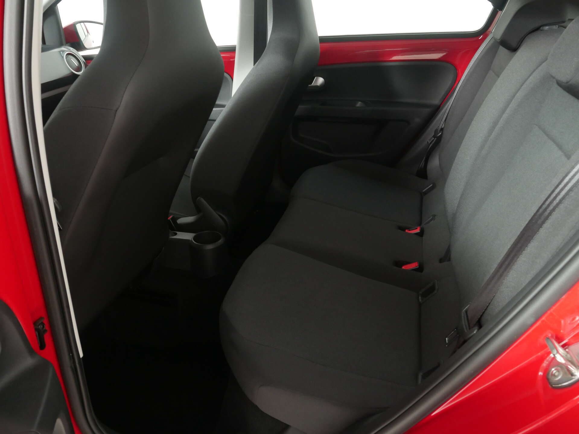 VOLKSWAGEN Up, photo 15 sur 17