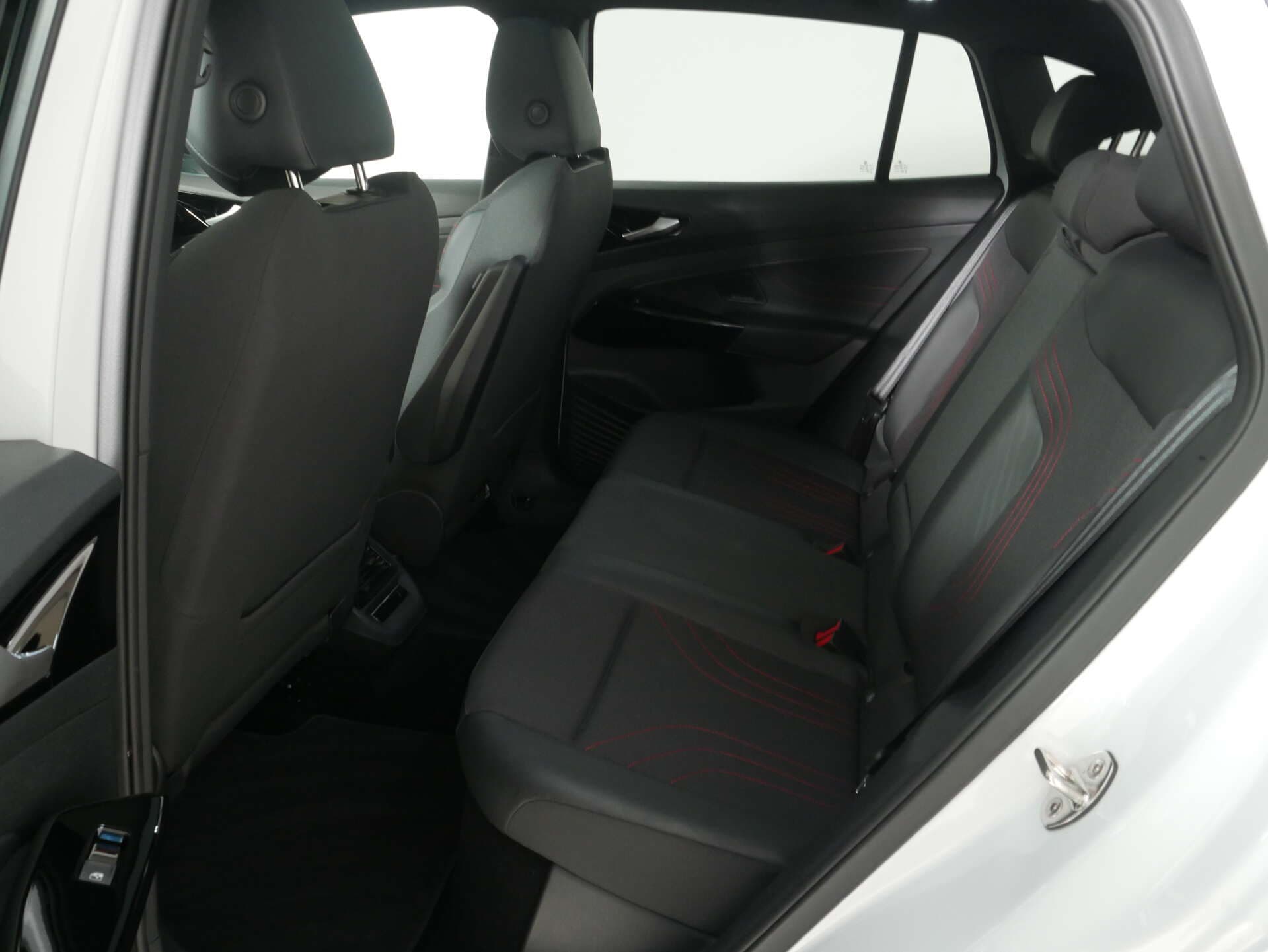 VOLKSWAGEN ID.4, photo 16 sur 17
