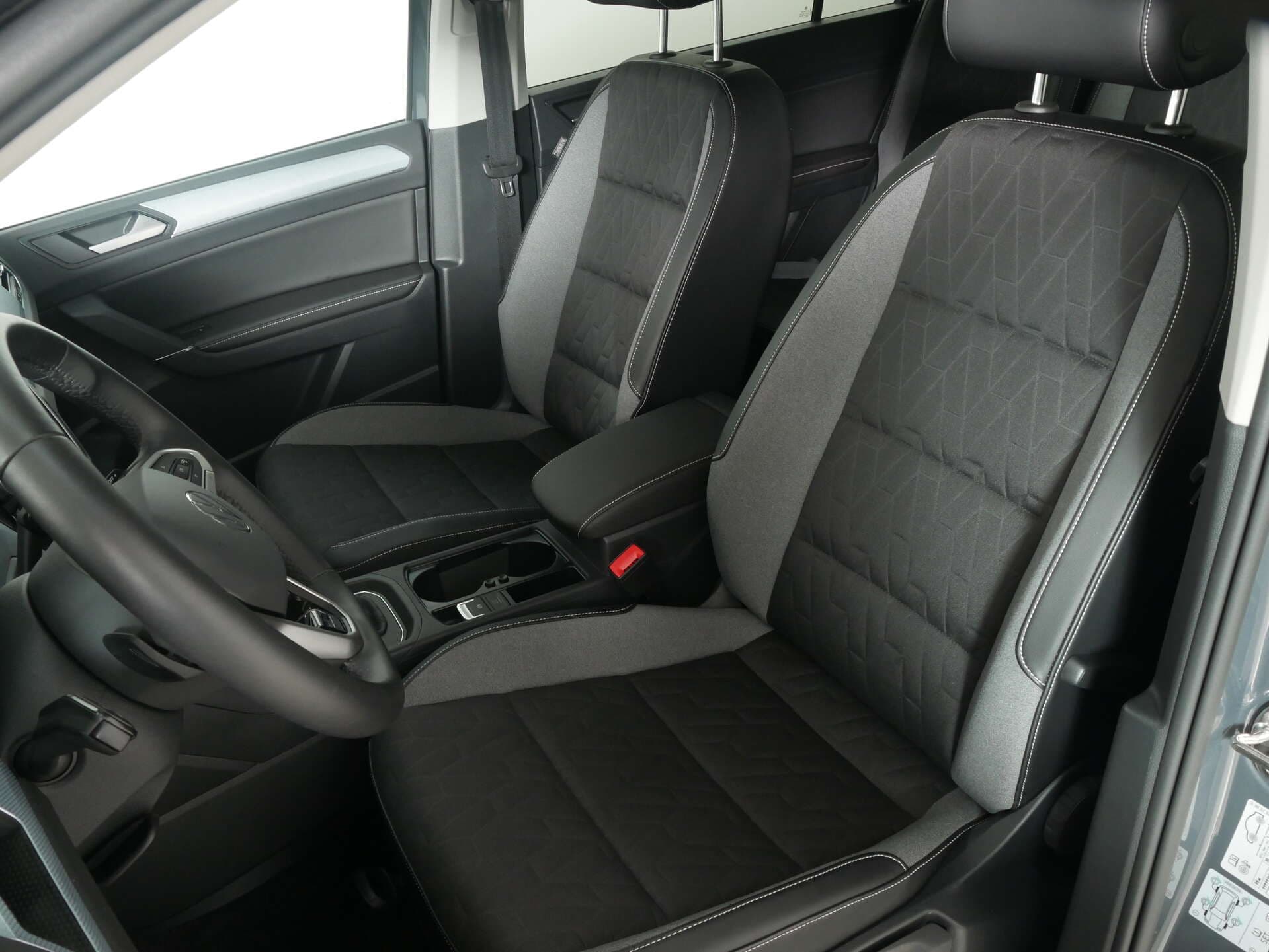 VOLKSWAGEN Touran, photo 13 sur 17