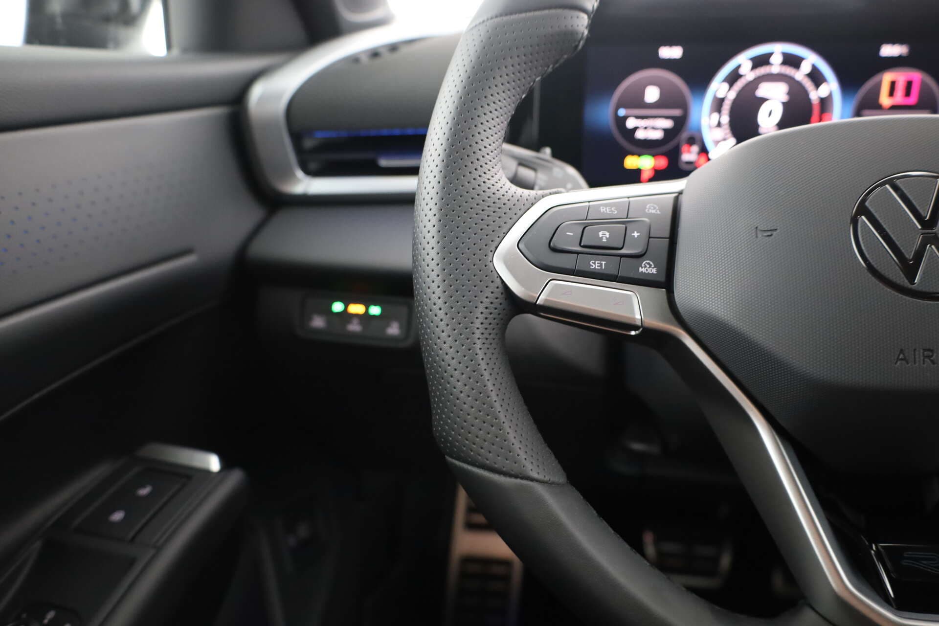 VOLKSWAGEN T-Roc, photo 13 sur 17