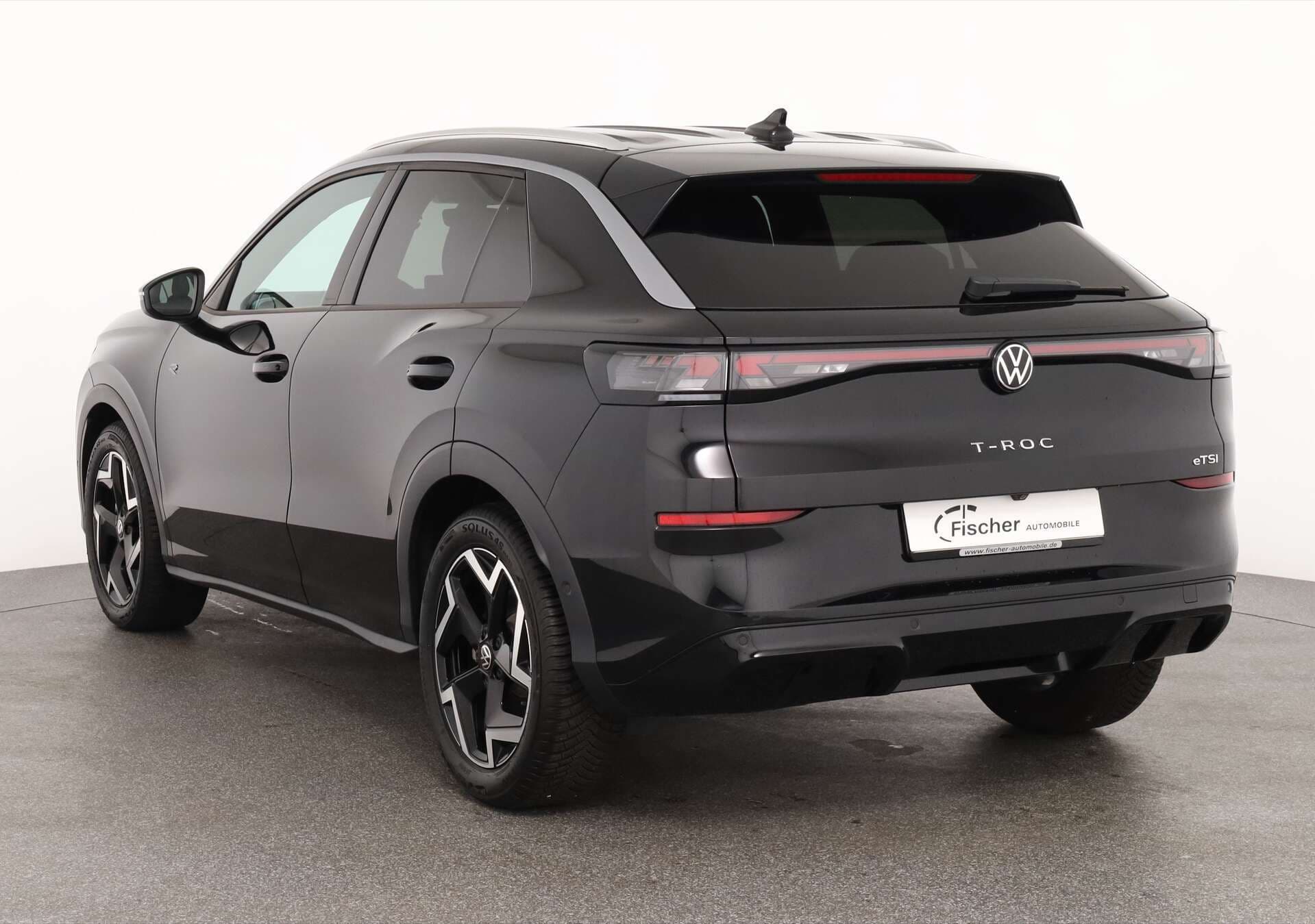 VOLKSWAGEN T-Roc, photo 3 sur 17