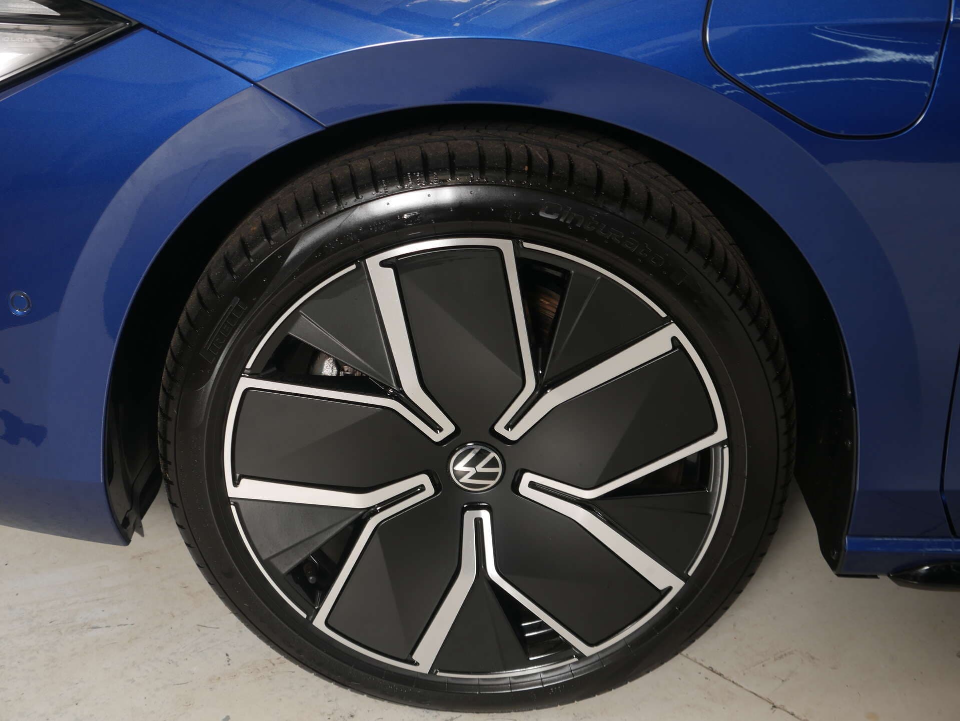 VOLKSWAGEN Passat, photo 9 sur 17