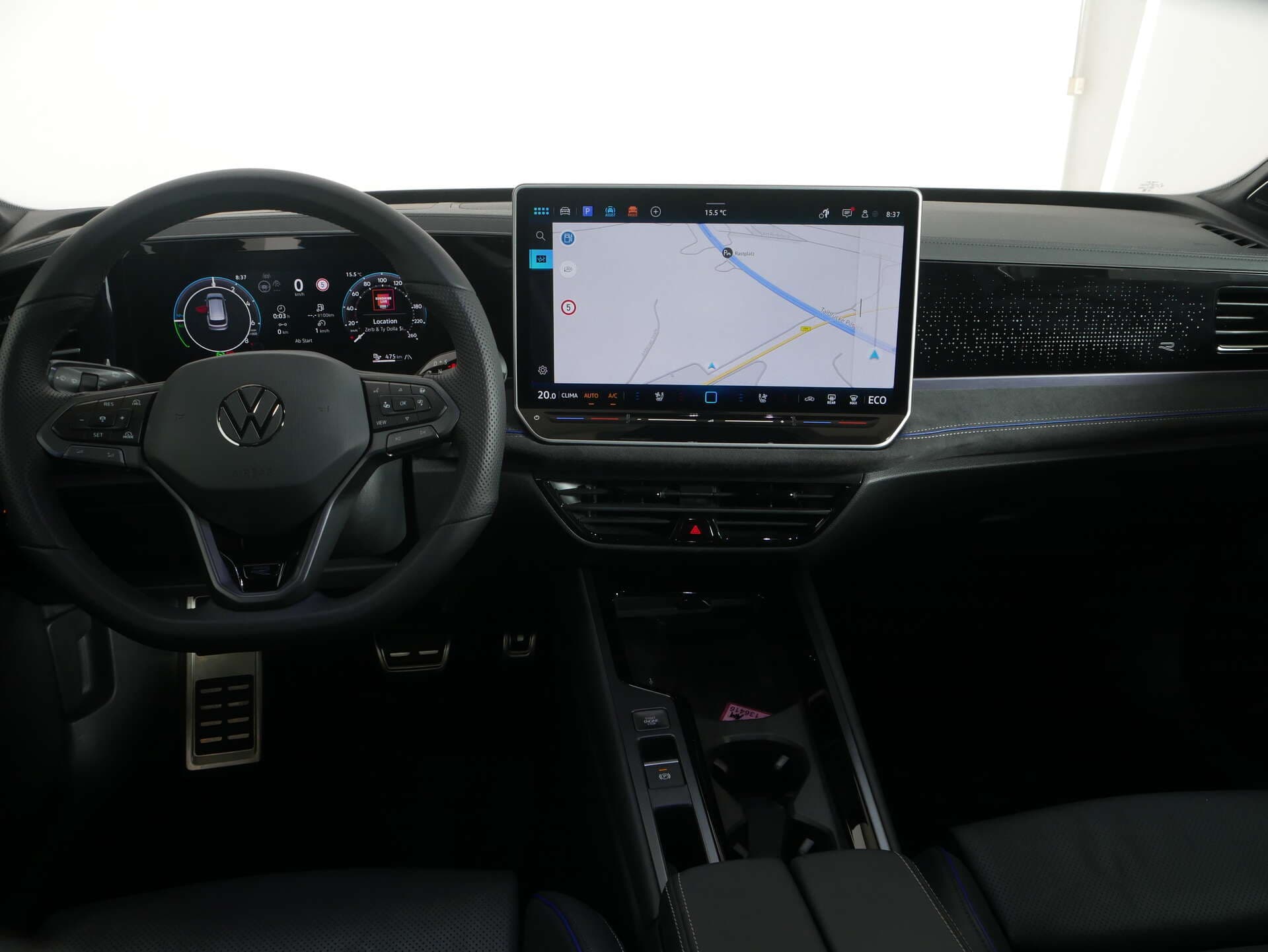 VOLKSWAGEN Passat, photo 14 sur 17