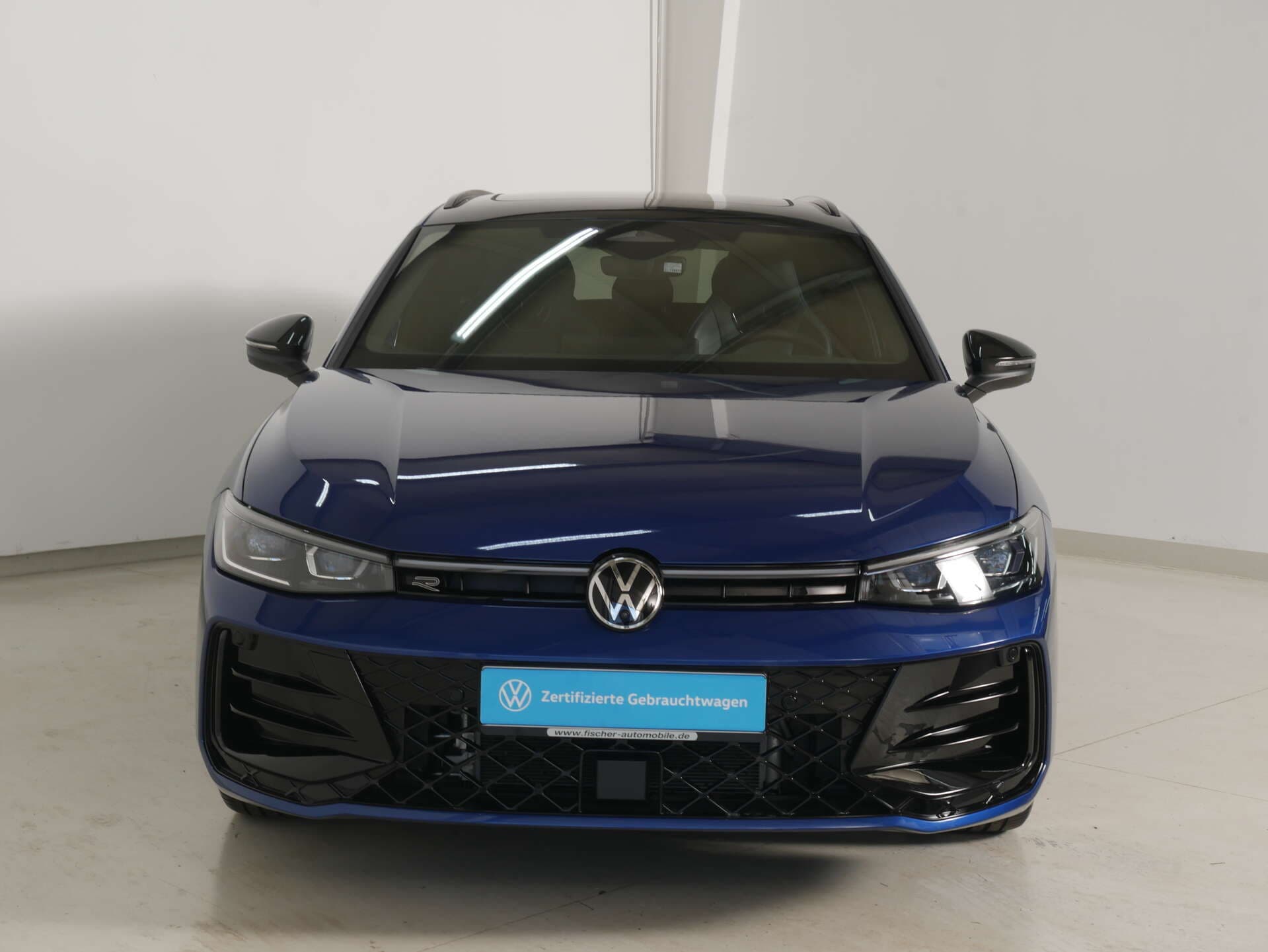 VOLKSWAGEN Passat, photo 2 sur 17