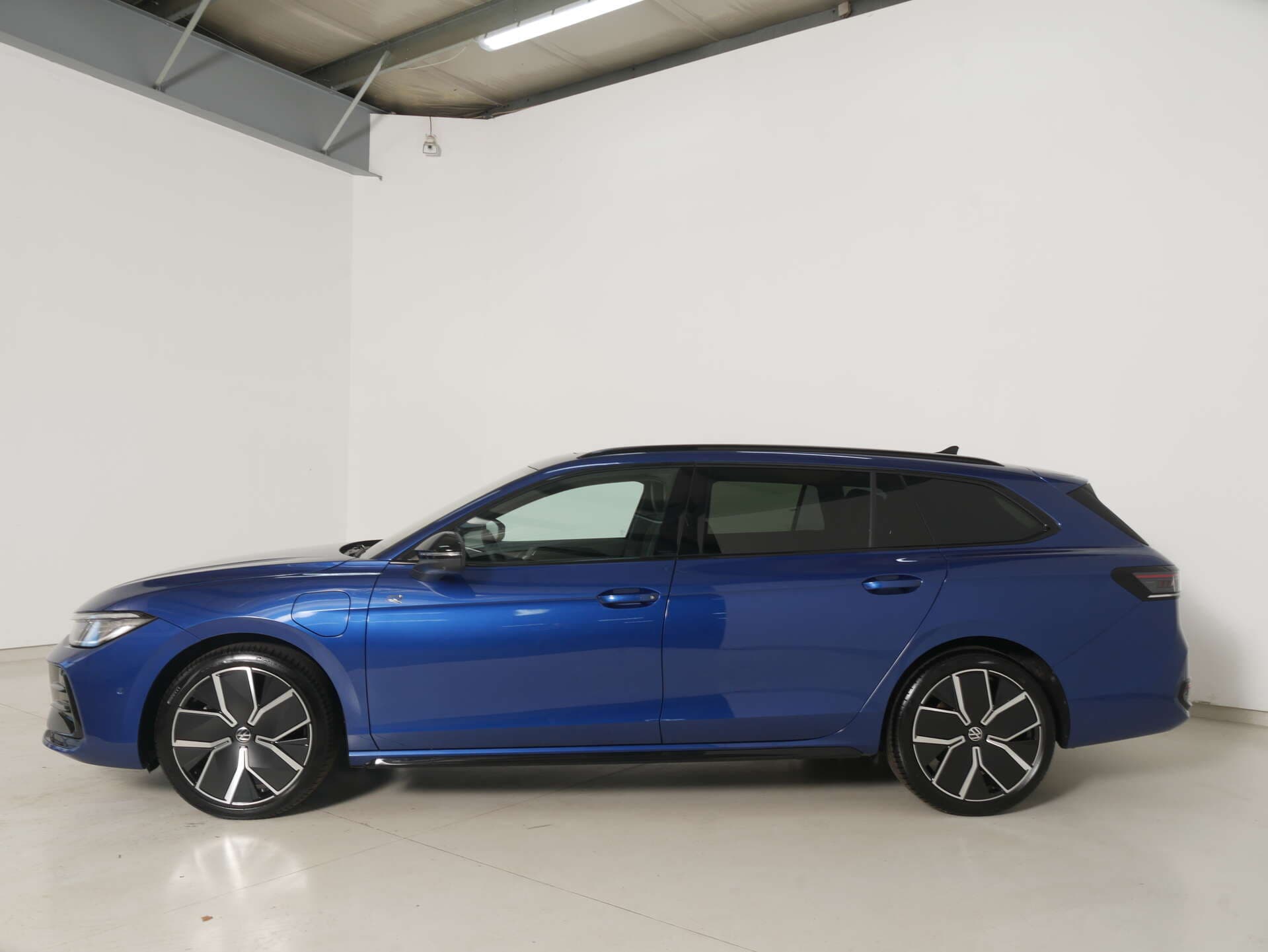 VOLKSWAGEN Passat, photo 7 sur 17