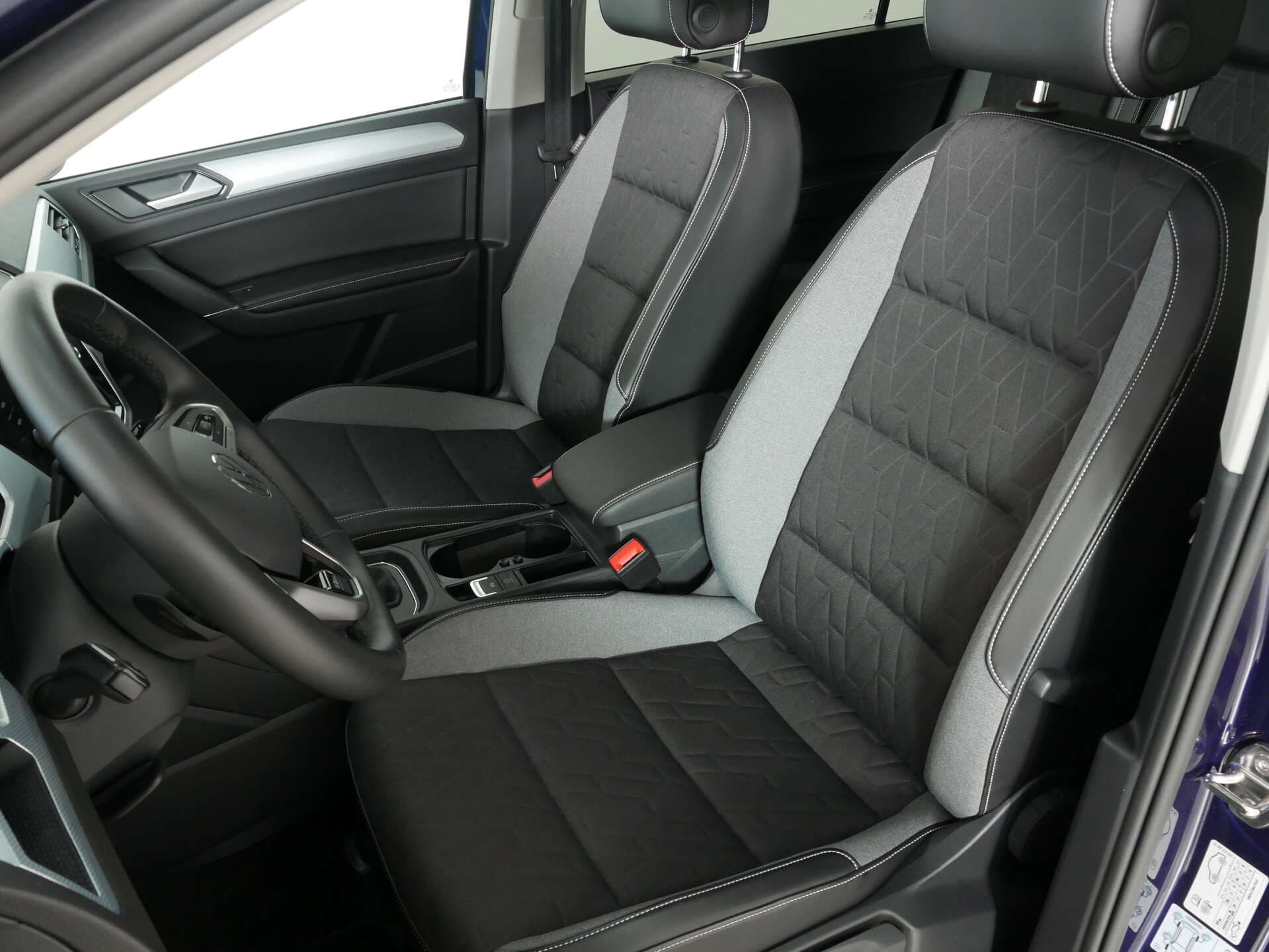 VOLKSWAGEN Touran, photo 10 sur 17