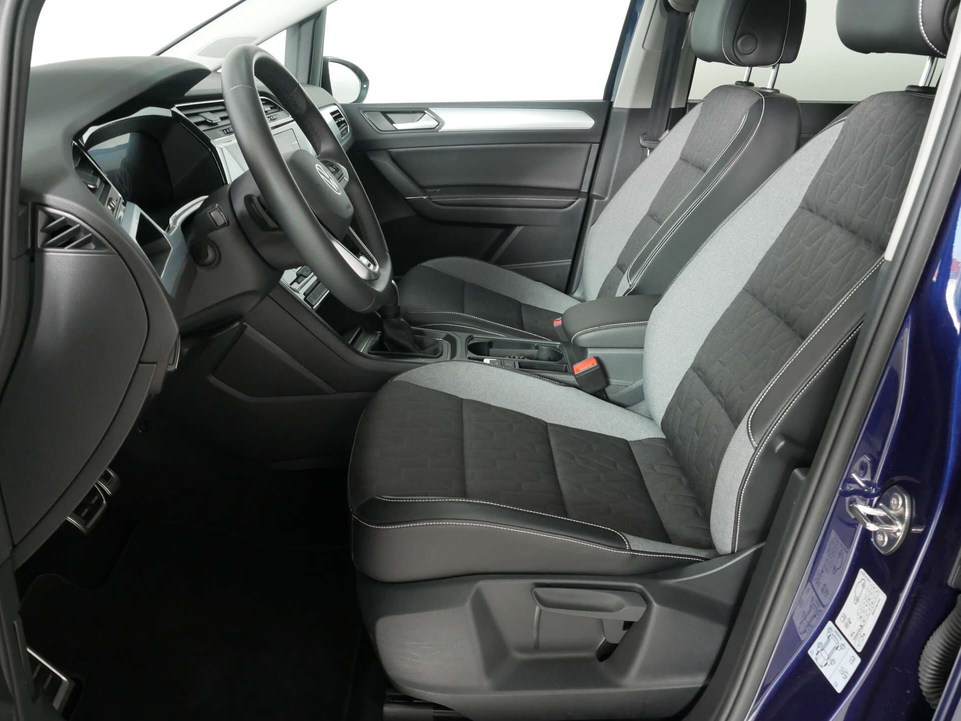 VOLKSWAGEN Touran, photo 12 sur 17