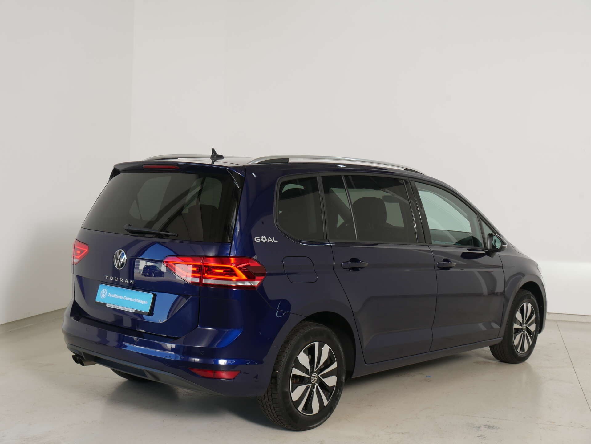 VOLKSWAGEN Touran, photo 5 sur 17