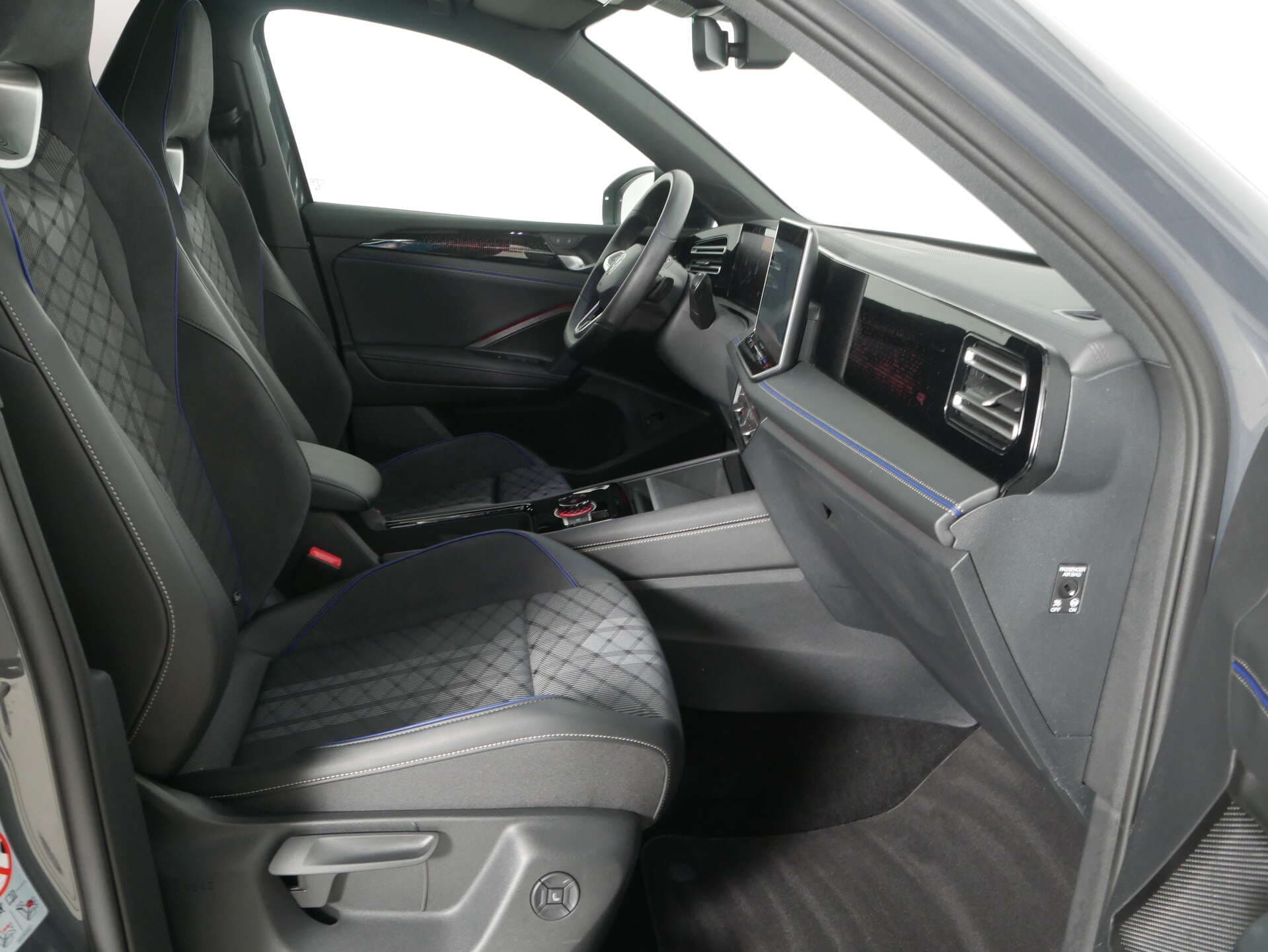 VOLKSWAGEN Tiguan, photo 15 sur 17
