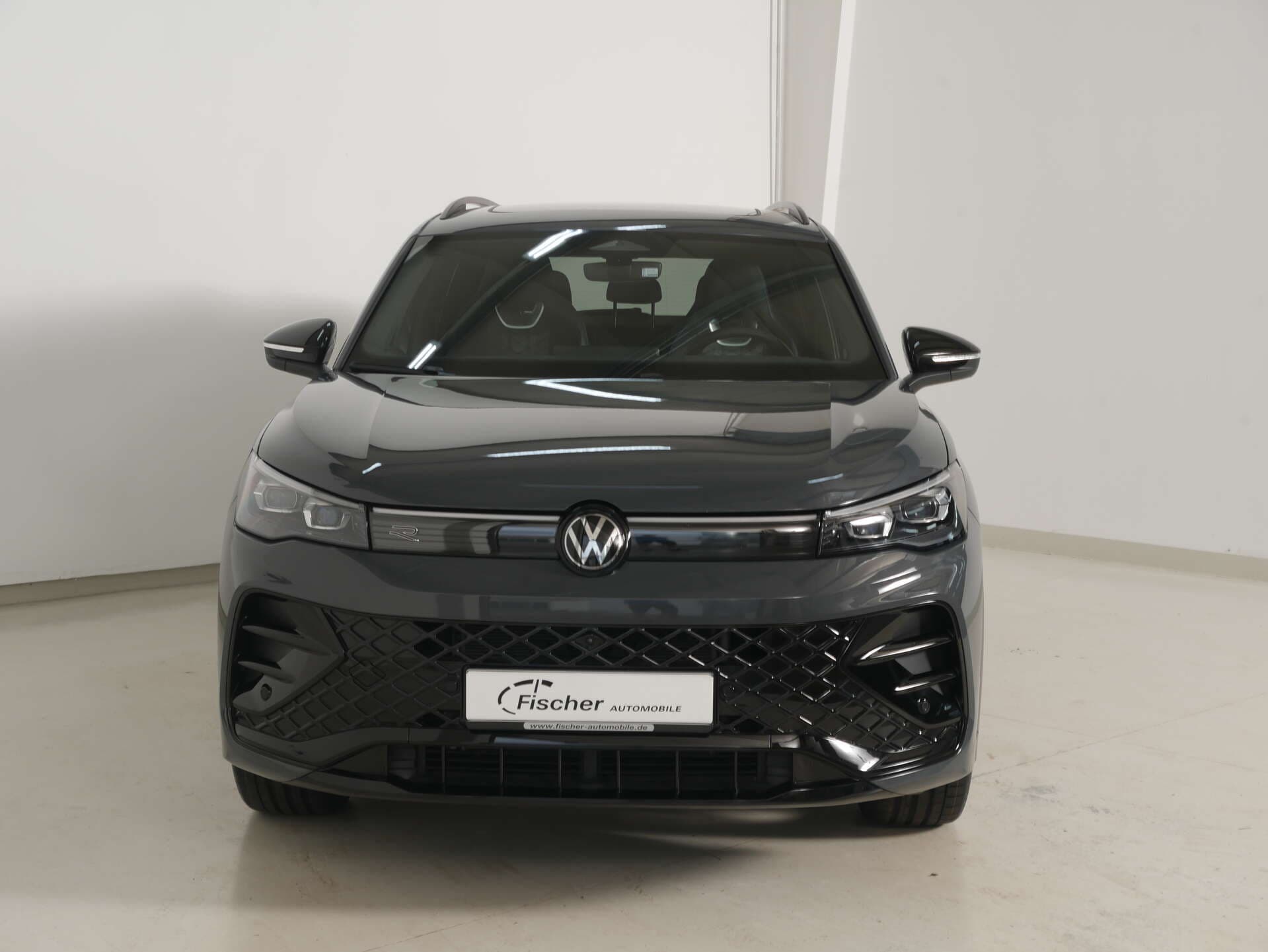 VOLKSWAGEN Tiguan, photo 1 sur 17