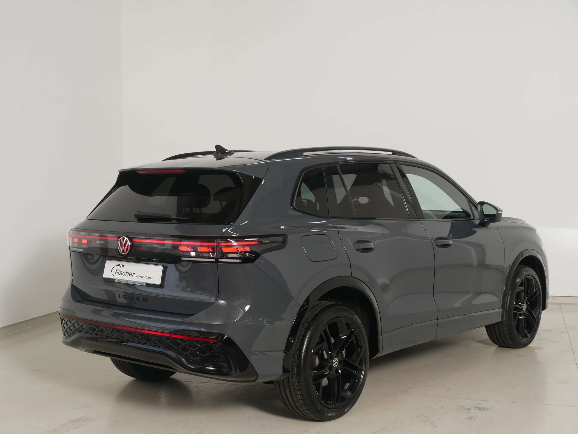 VOLKSWAGEN Tiguan, photo 3 sur 17