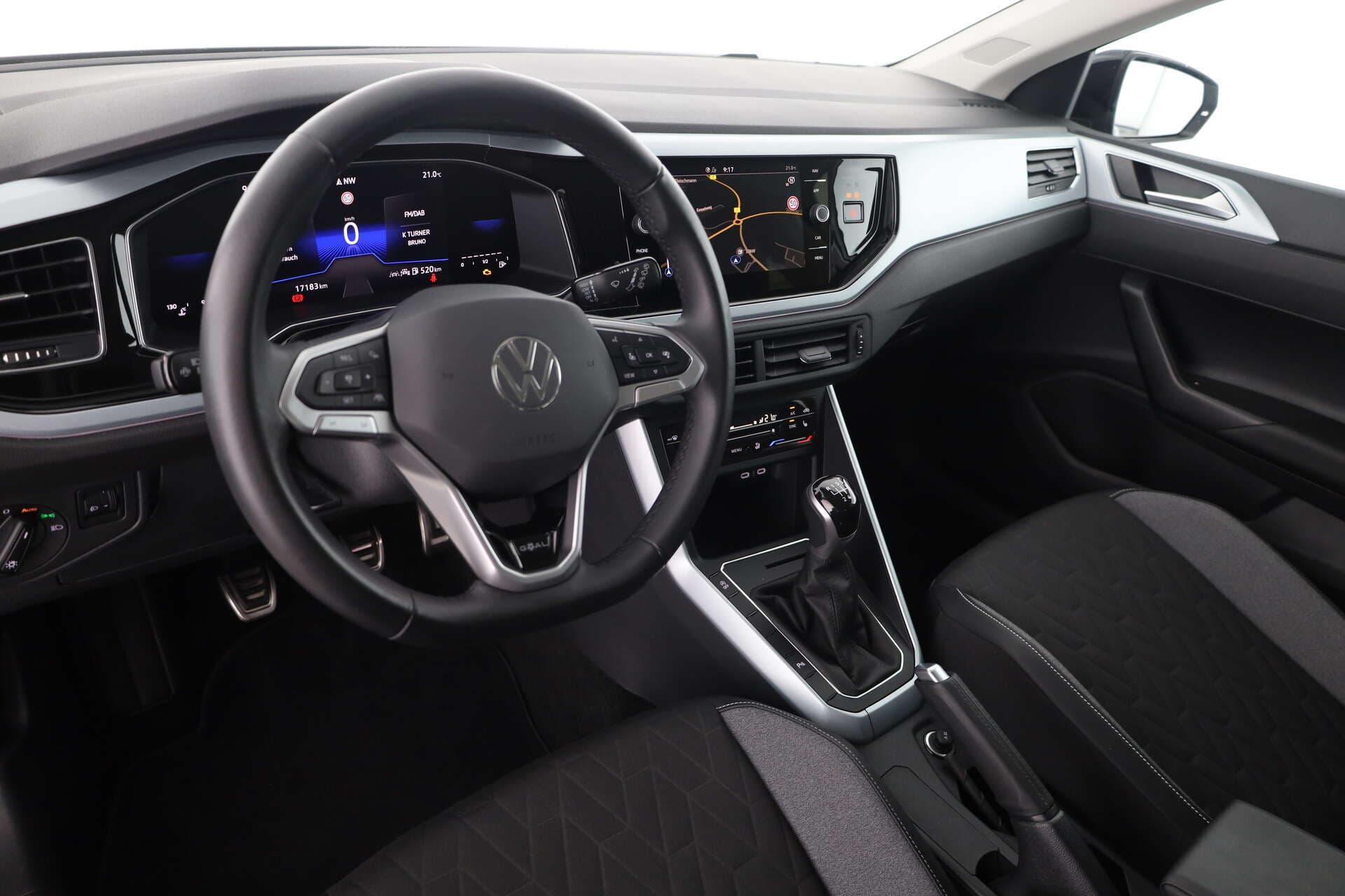 VOLKSWAGEN Polo, photo 9 sur 17