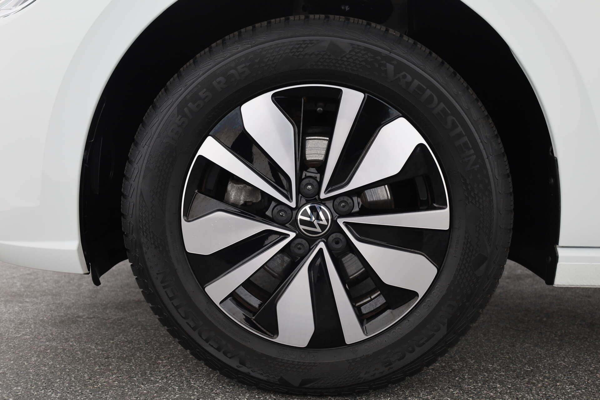 VOLKSWAGEN Polo, photo 8 sur 17