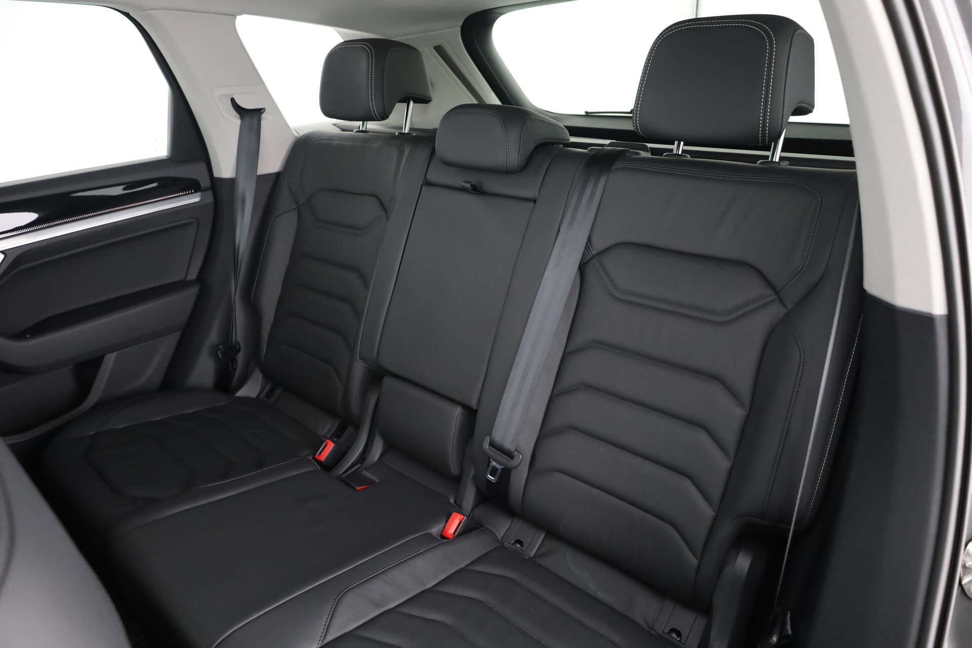 VOLKSWAGEN Touareg, photo 12 sur 17