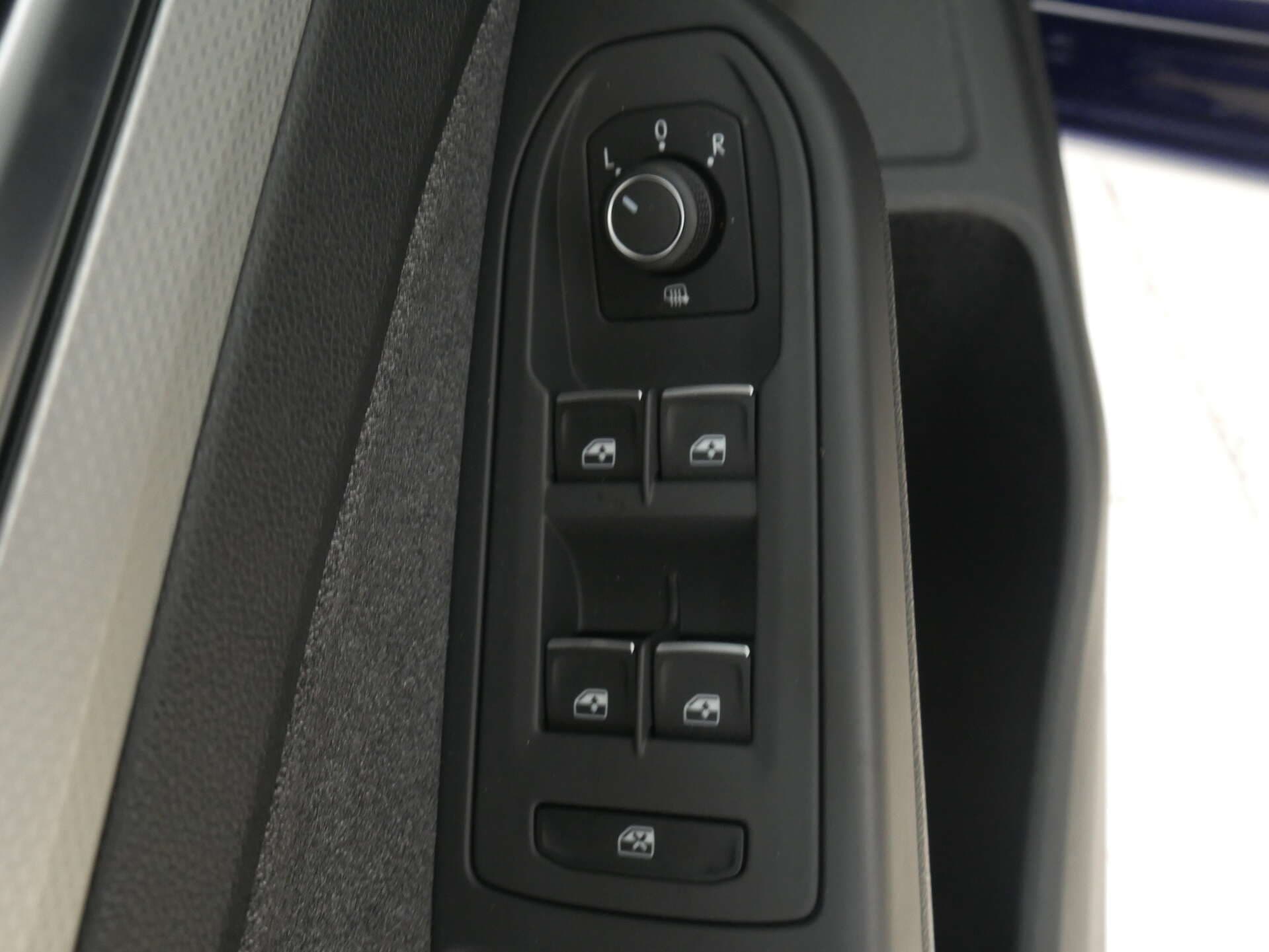 VOLKSWAGEN Golf, photo 16 sur 17