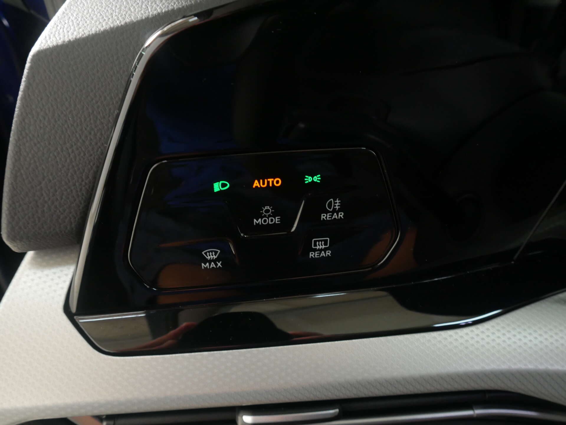 VOLKSWAGEN Golf, photo 17 sur 17