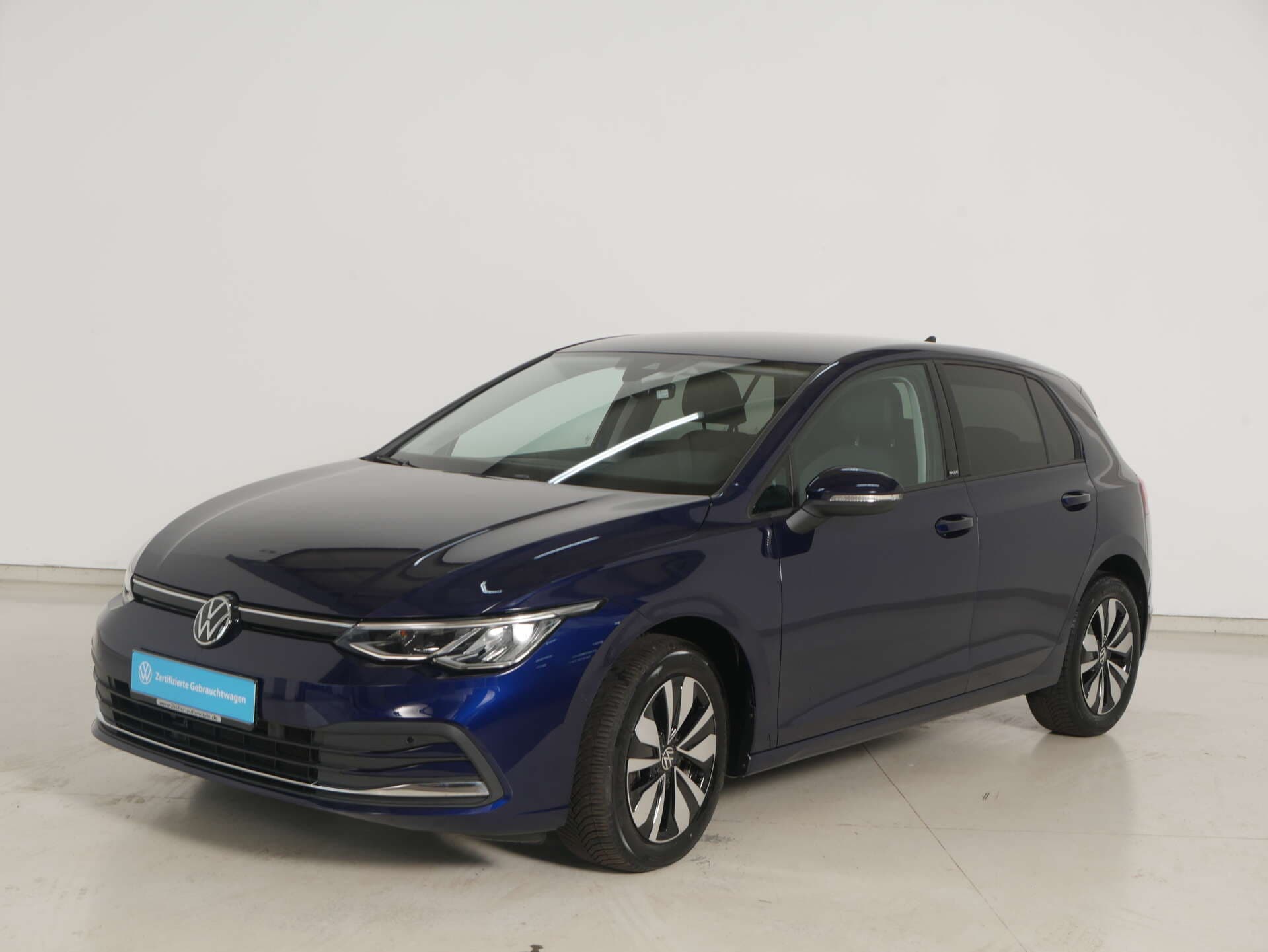 VOLKSWAGEN Golf, photo 1 sur 17