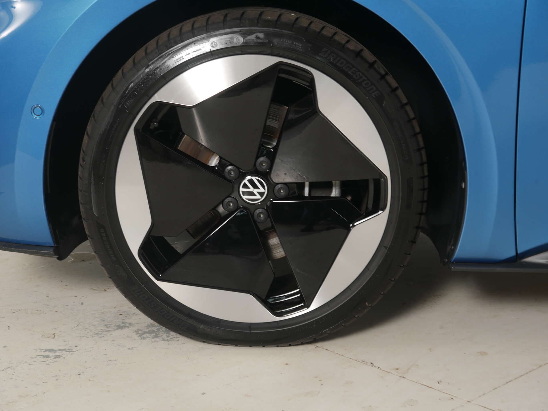 VOLKSWAGEN ID.3, photo 5 sur 17
