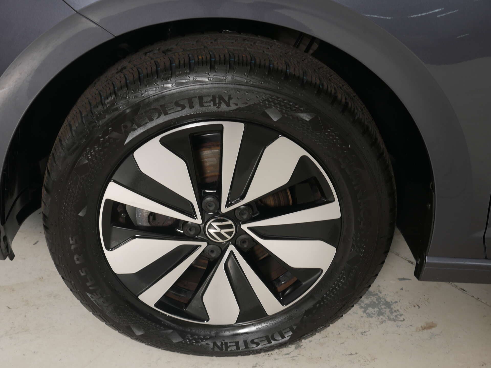 VOLKSWAGEN Polo, photo 7 sur 17