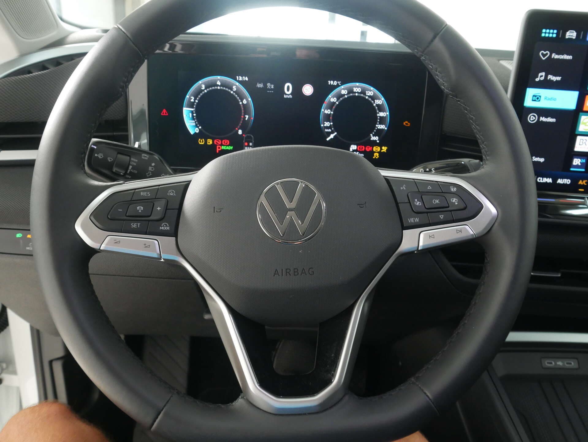 VOLKSWAGEN T-Roc, photo 8 sur 17