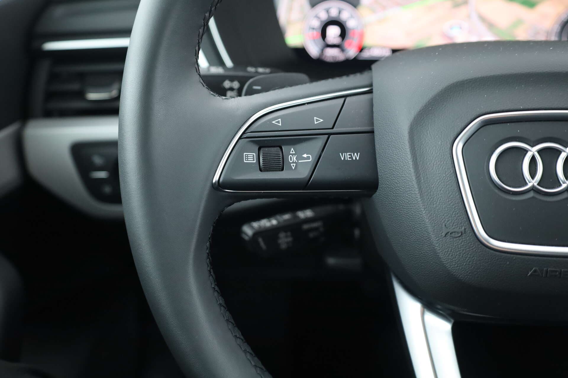 AUDI A4 Avant, photo 13 sur 17