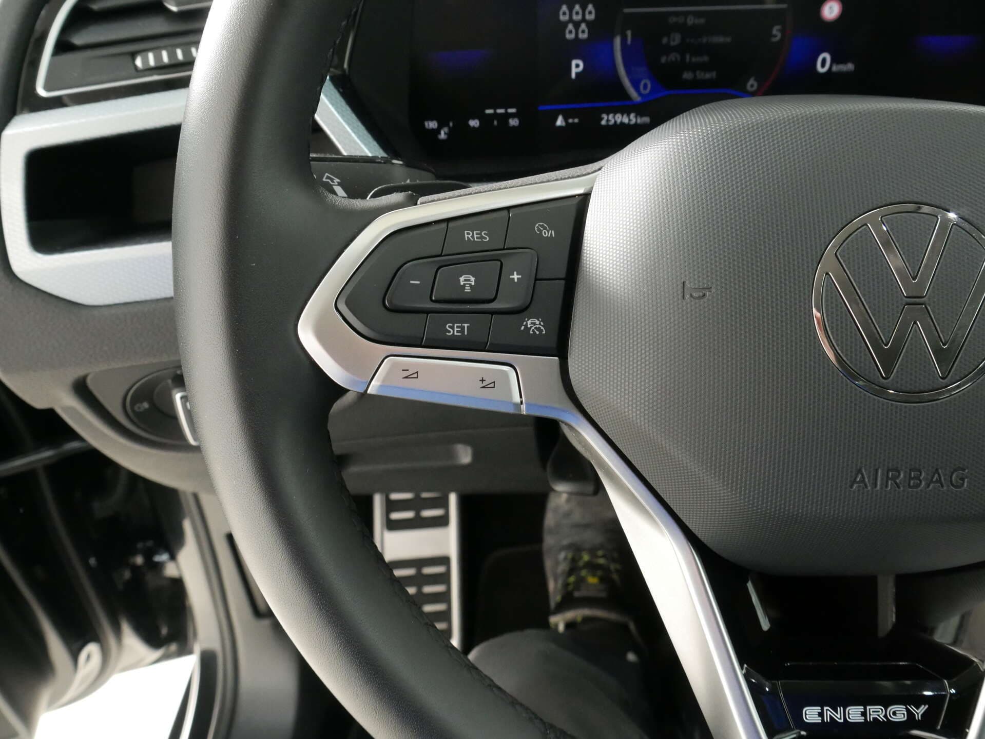 VOLKSWAGEN Touran, photo 12 sur 17