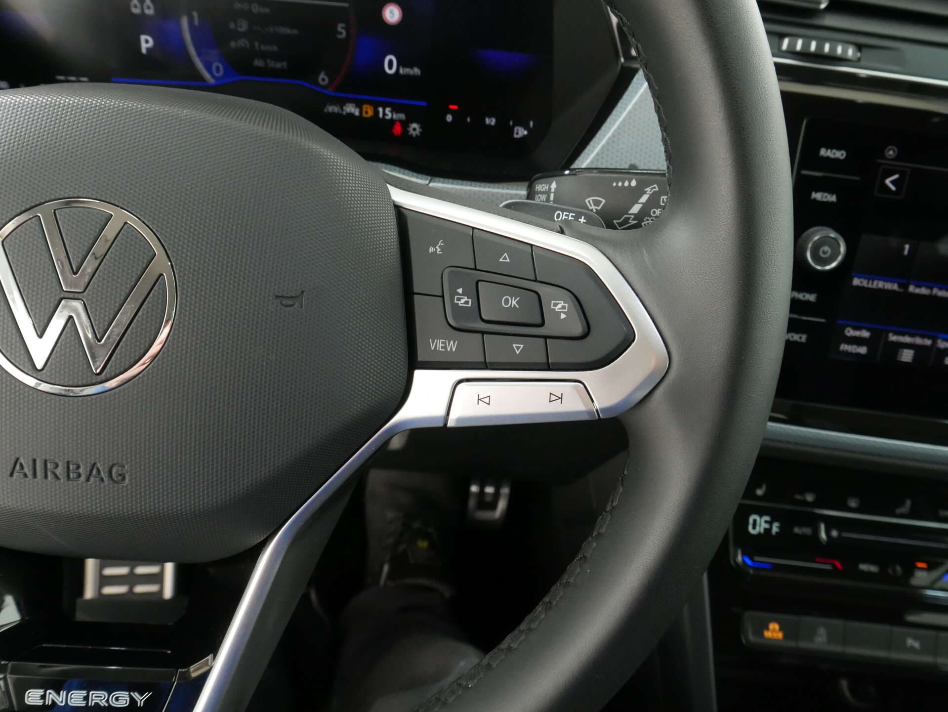 VOLKSWAGEN Touran, photo 13 sur 17