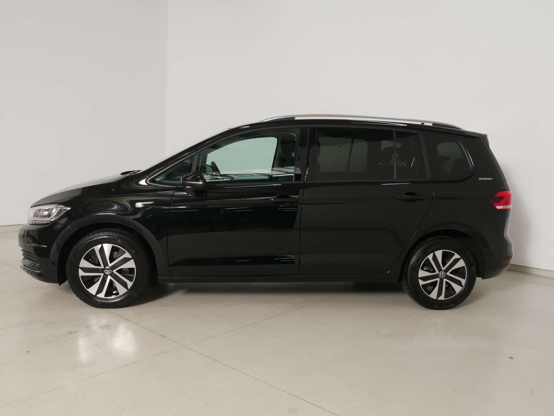 VOLKSWAGEN Touran, photo 6 sur 17