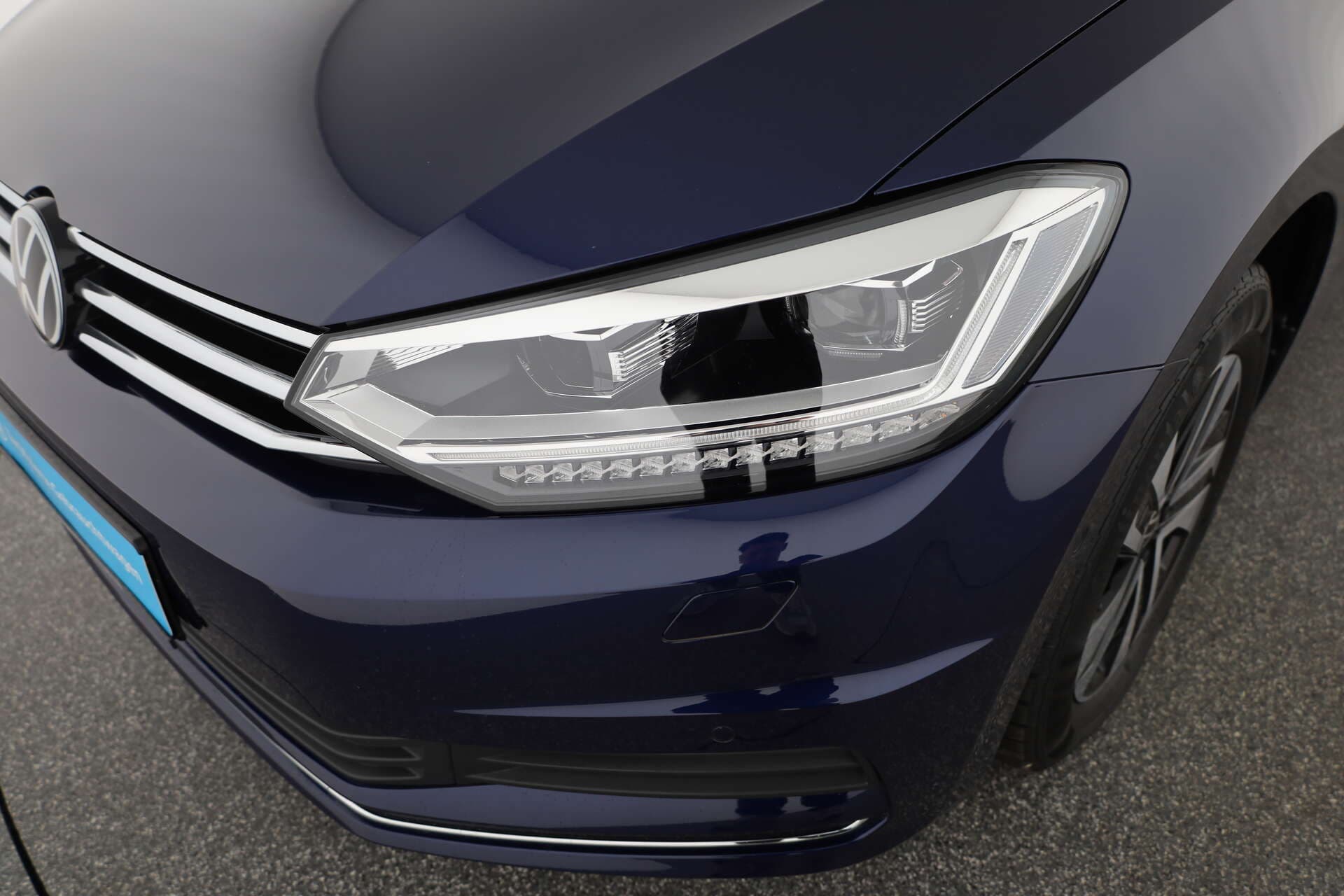 VOLKSWAGEN Touran, photo 7 sur 17