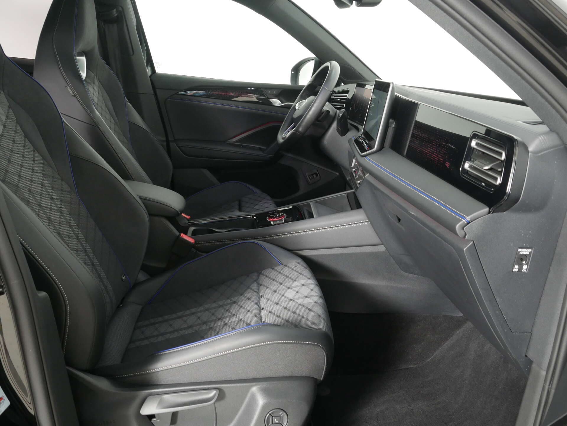 VOLKSWAGEN Tiguan, photo 15 sur 17