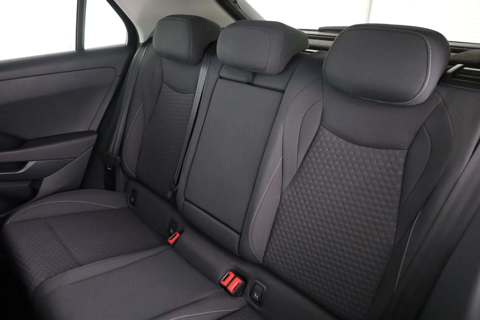 VOLKSWAGEN T-Roc, photo 12 sur 17