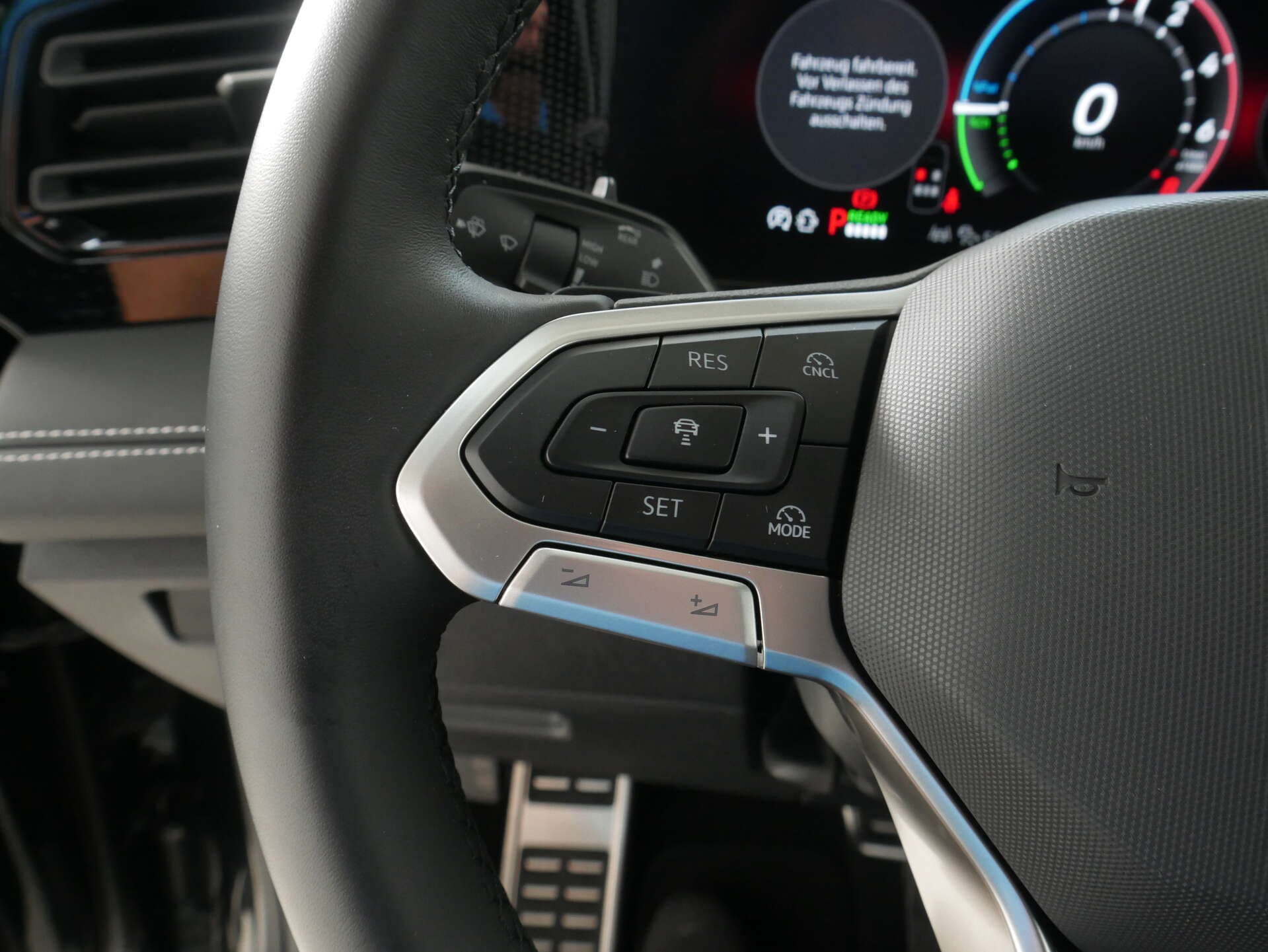 VOLKSWAGEN Tiguan, photo 13 sur 17