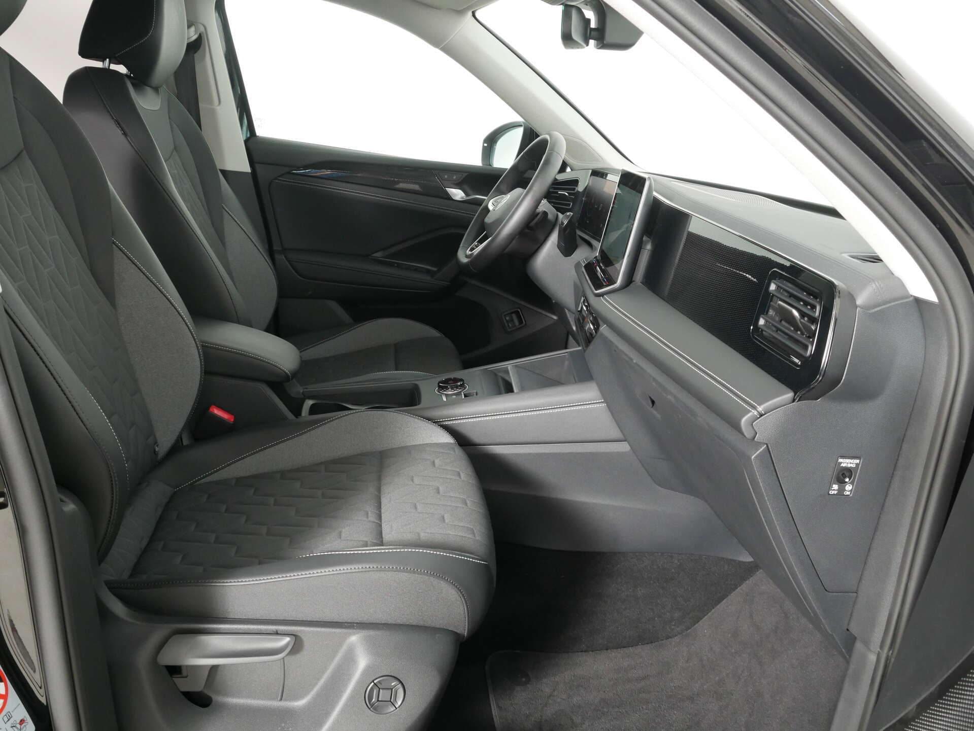 VOLKSWAGEN Tiguan, photo 15 sur 17