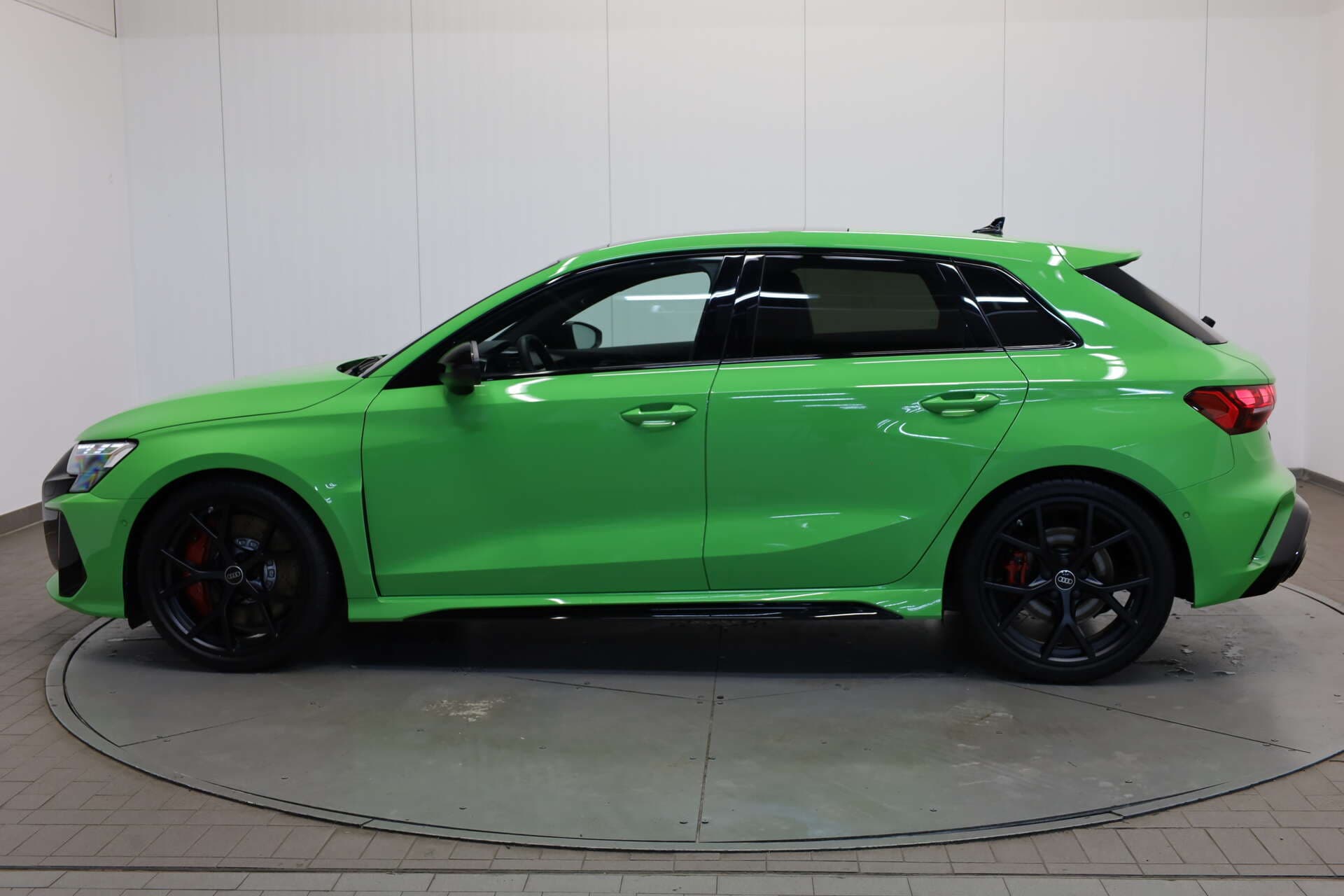 AUDI RS3 Sportback, photo 4 sur 17